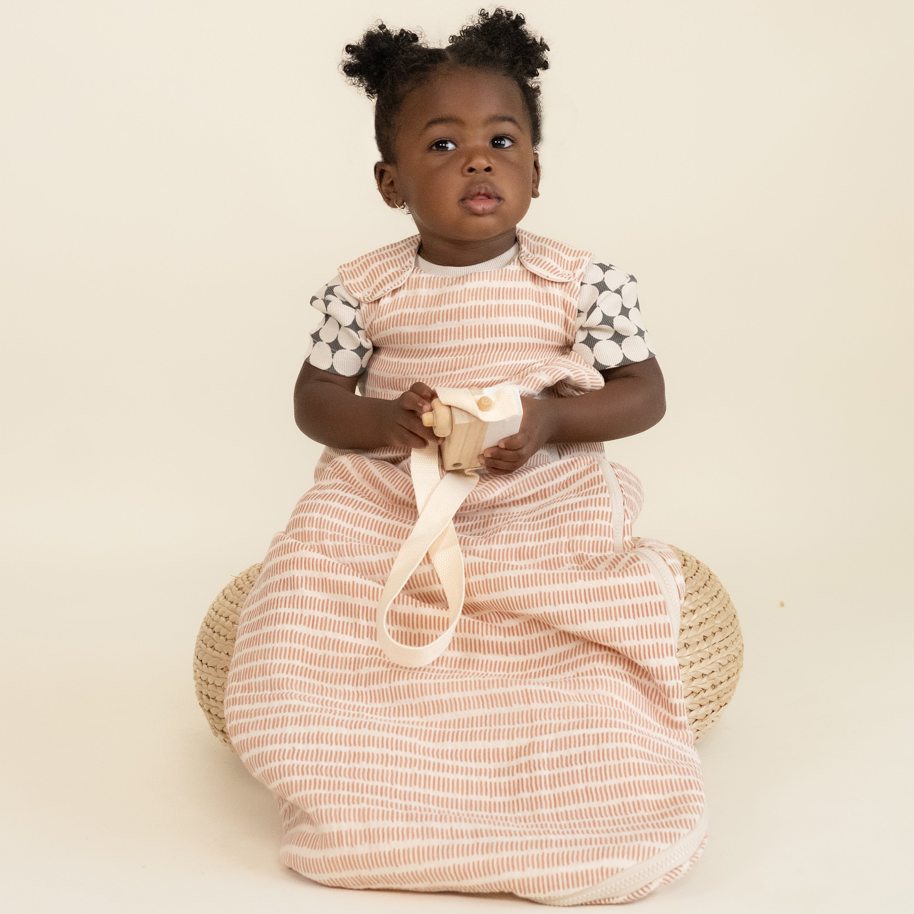 Organic Wearable Blanket - Dash Lines