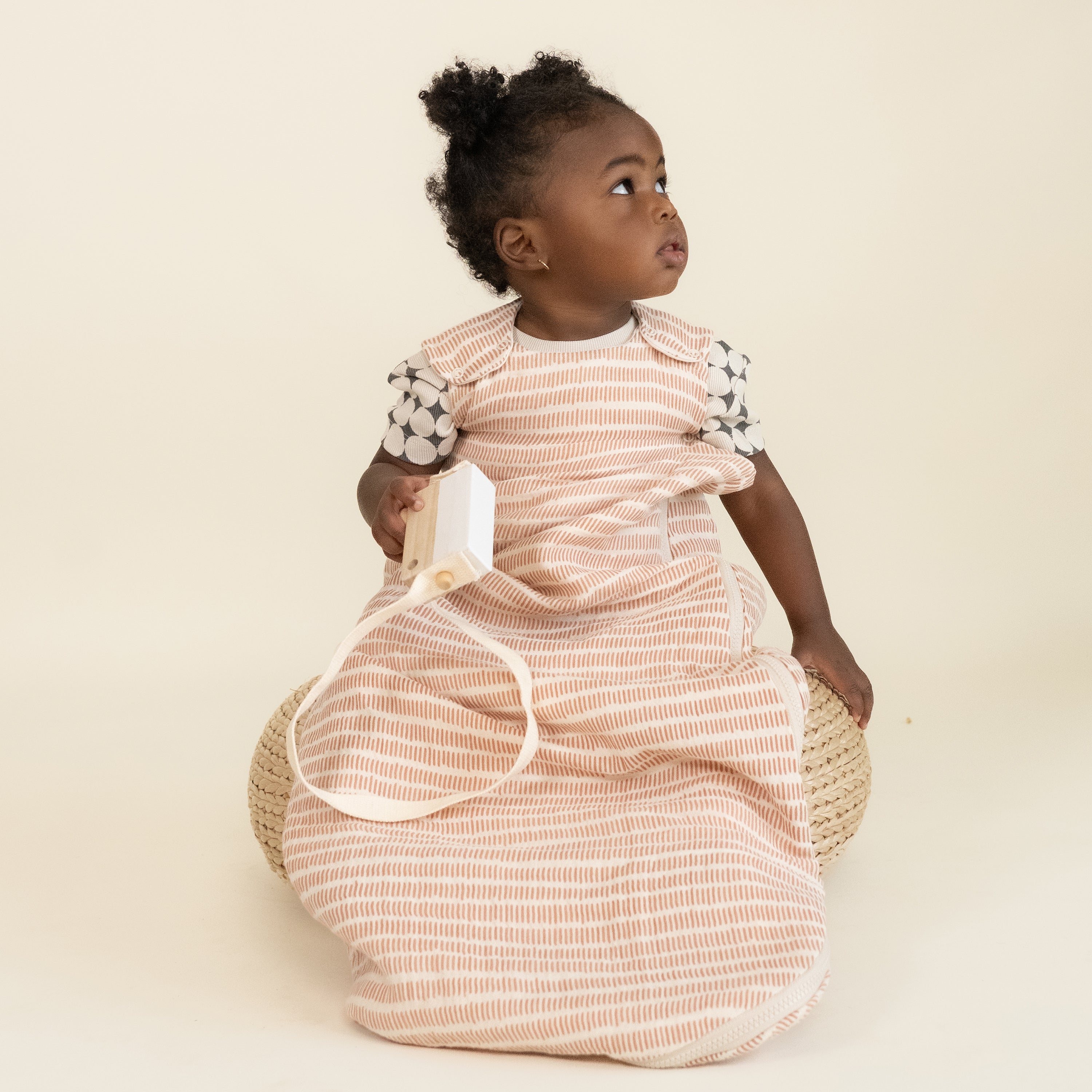 Organic Wearable Blanket - Dash Lines