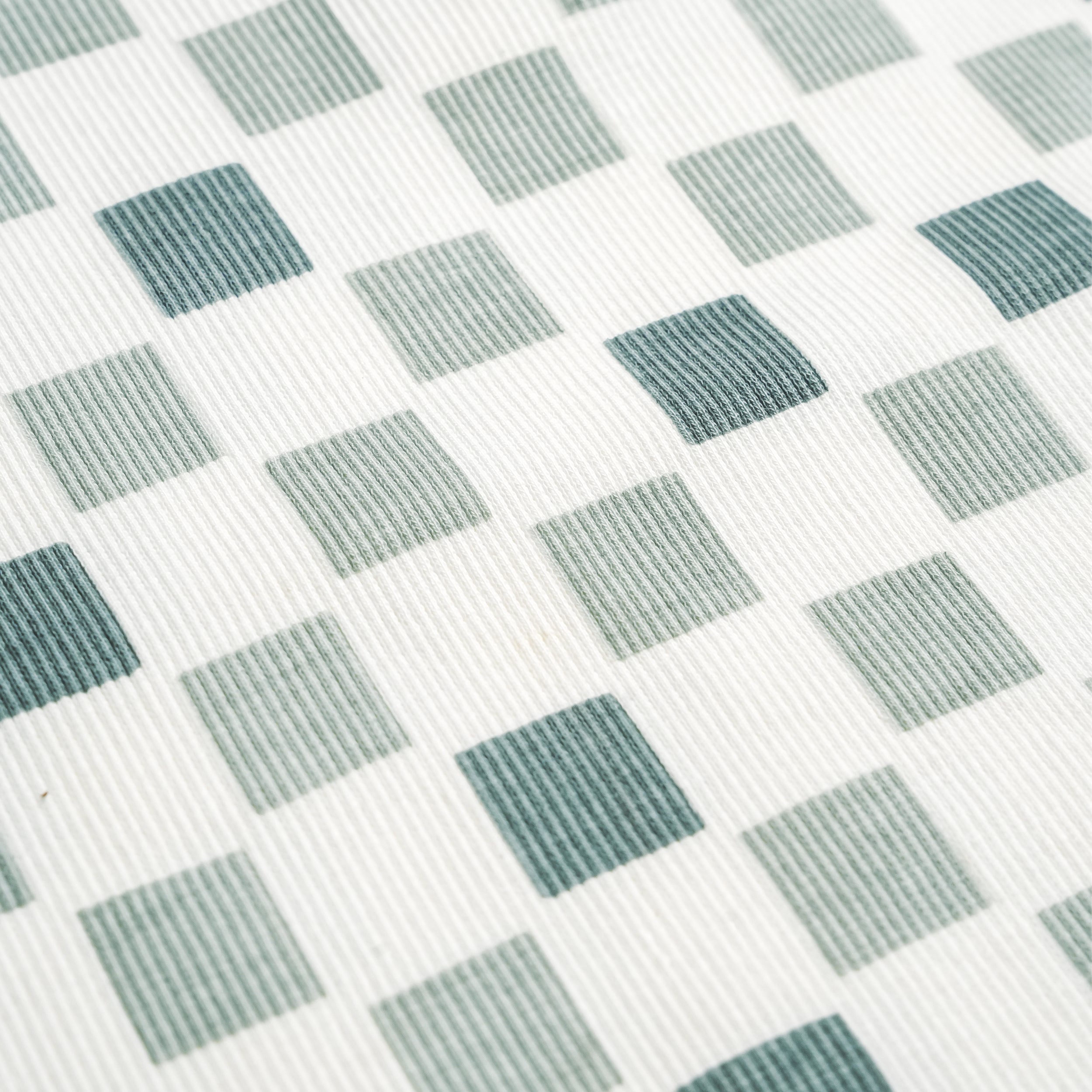 Organic Swaddle Blanket & Hat Set - Chequered