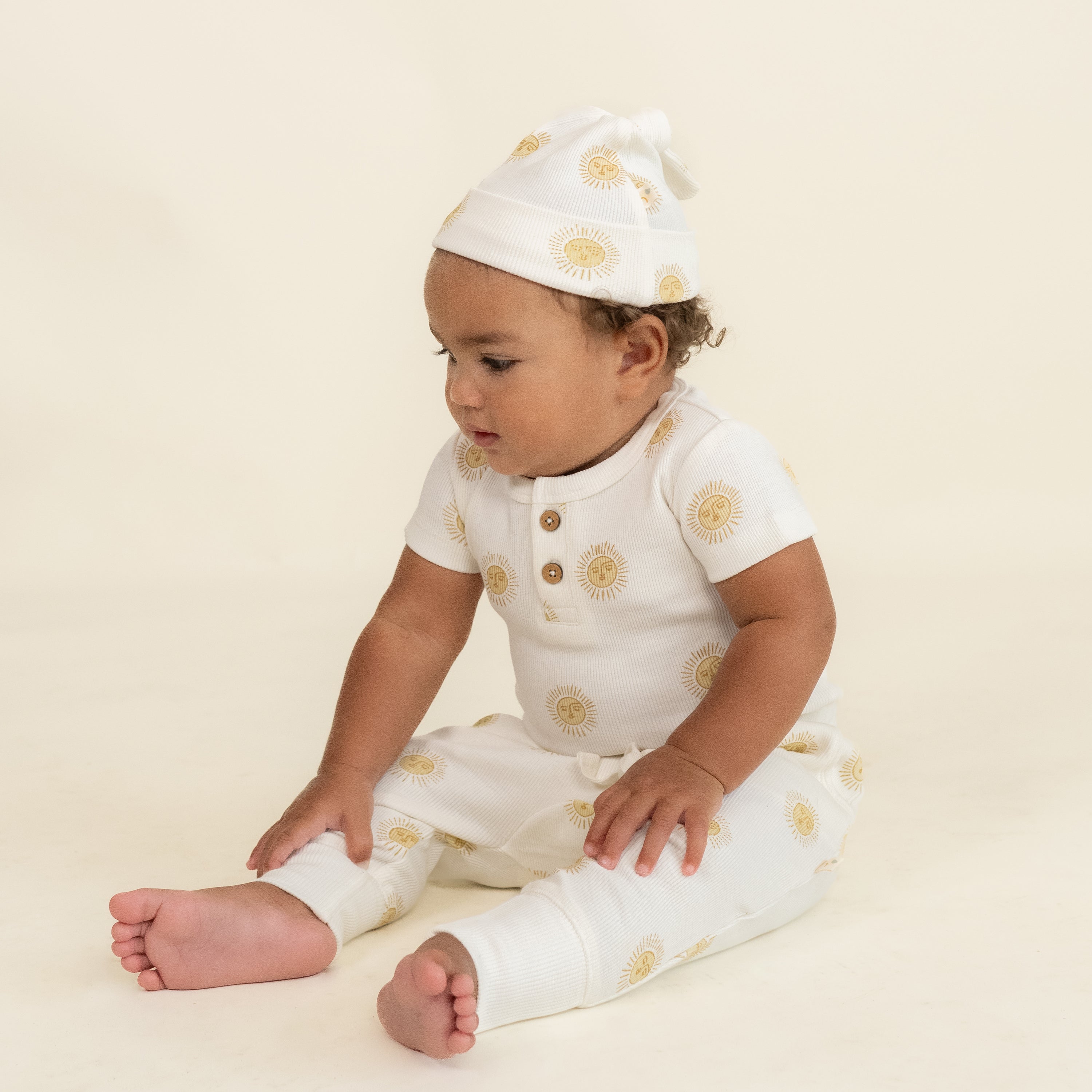 Organic Short Sleeve Romper & Pants Set - Summer Sun