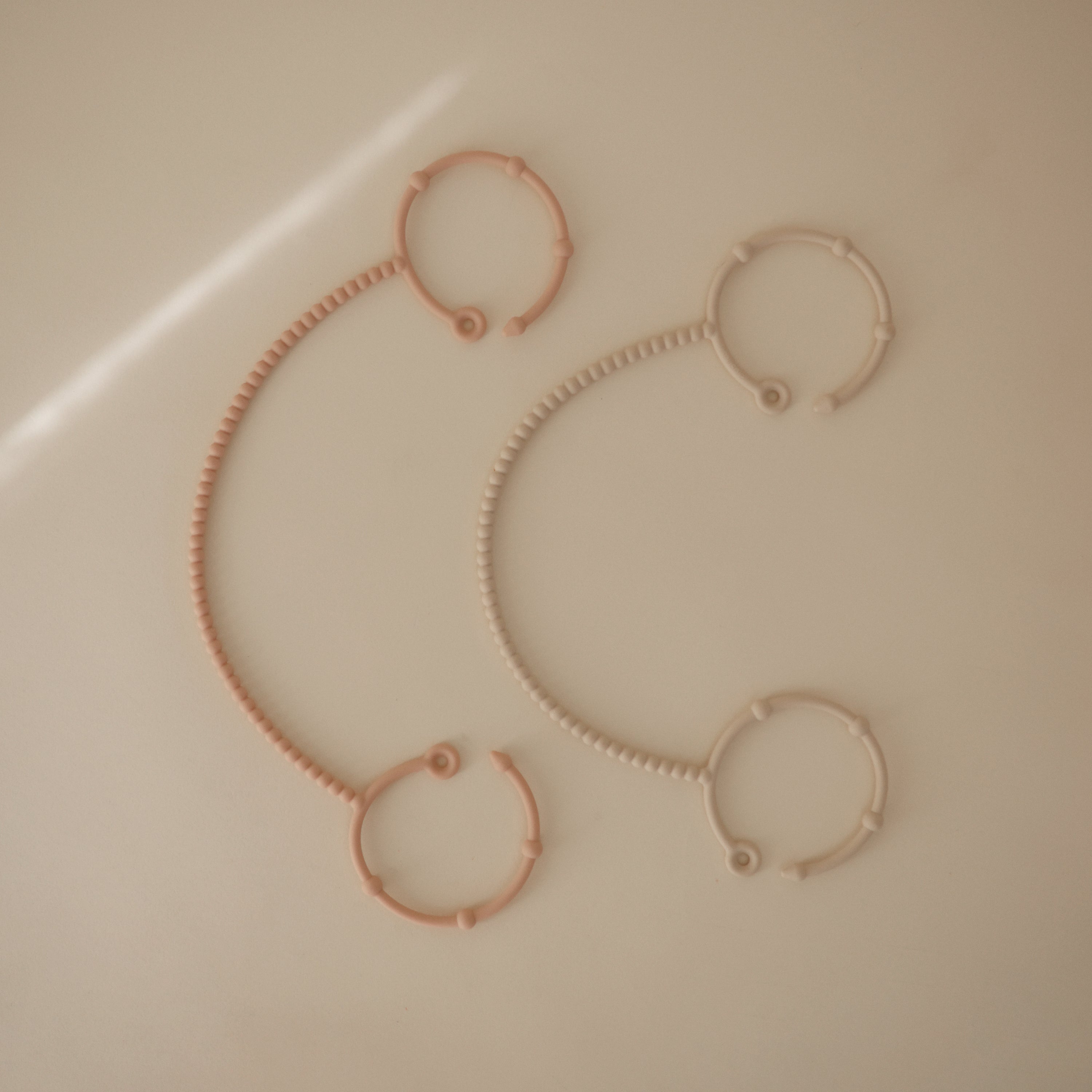 Adjustable Silicone Strap 2-Pack Adjustable Silicone Strap 2 Pack Mushie