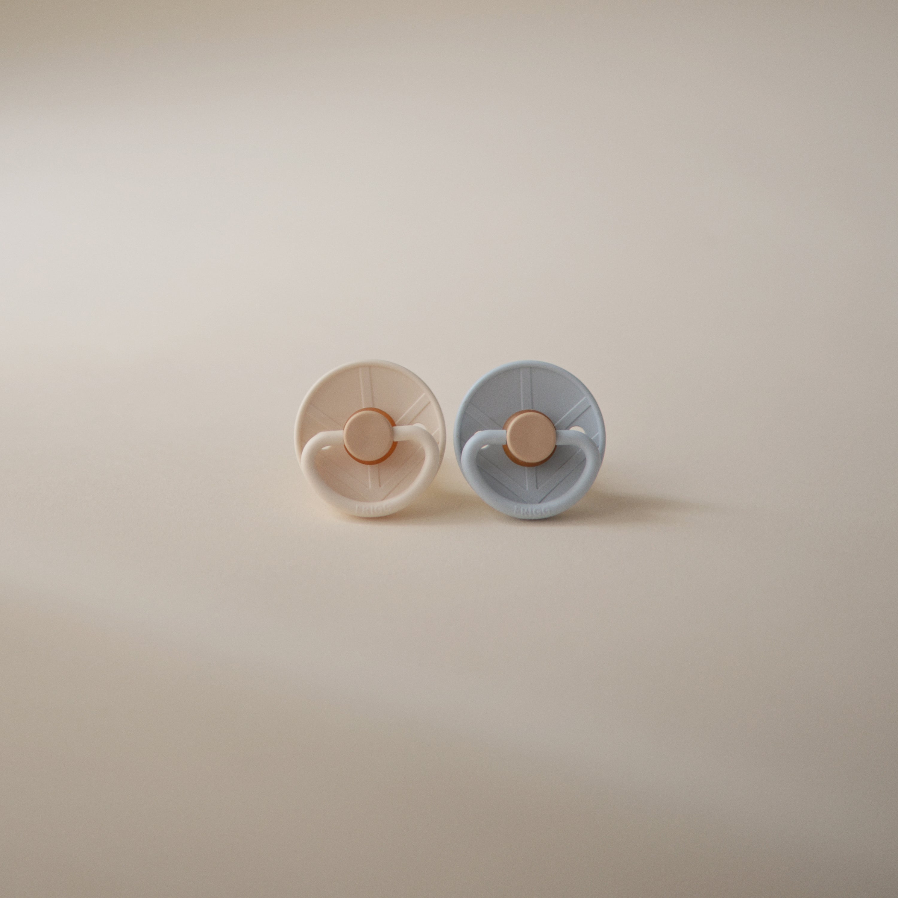 FRIGG Little Viking Silicone 2-Pack Pacifiers & Teethers Mushie