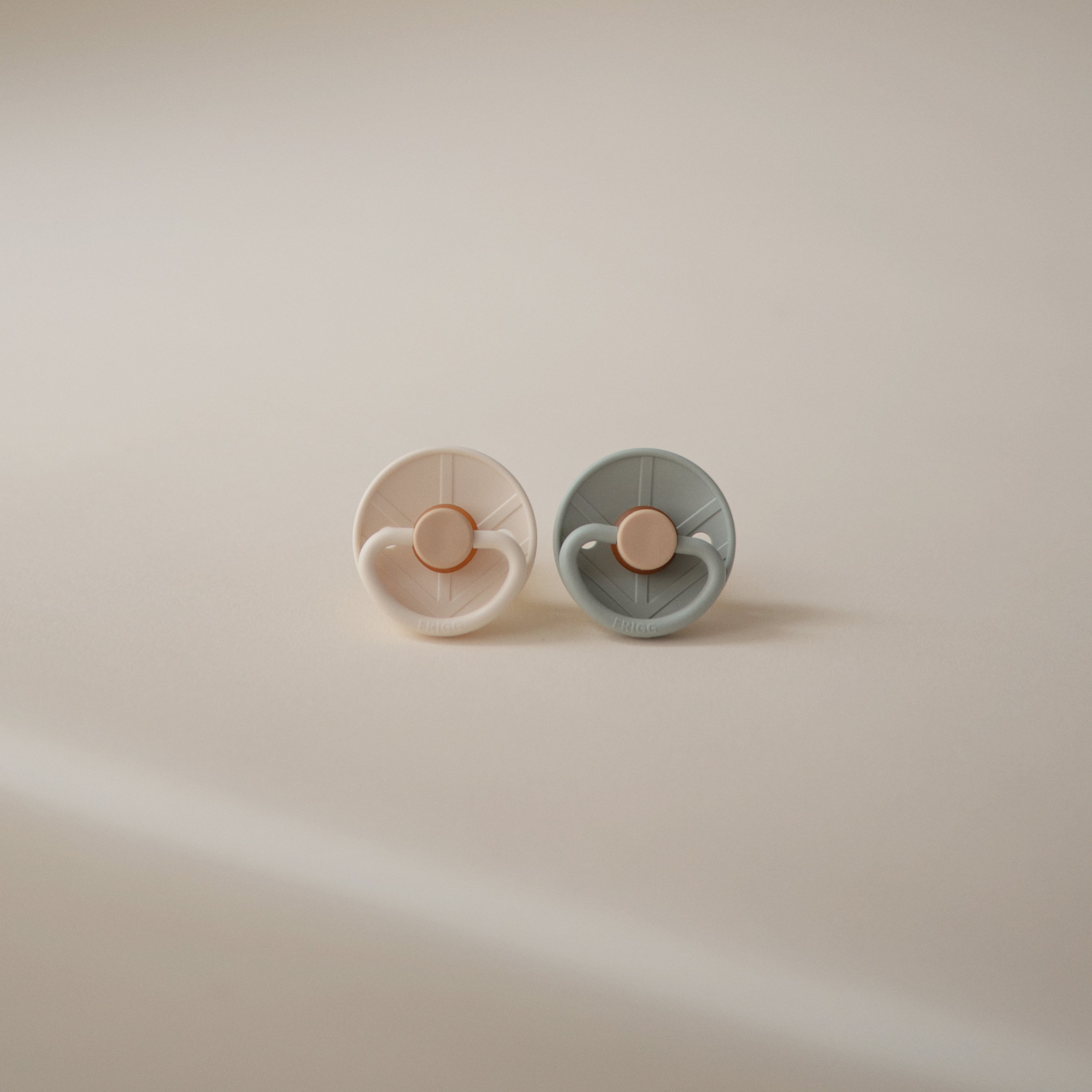 FRIGG Little Viking Silicone 2-Pack Pacifiers & Teethers Mushie