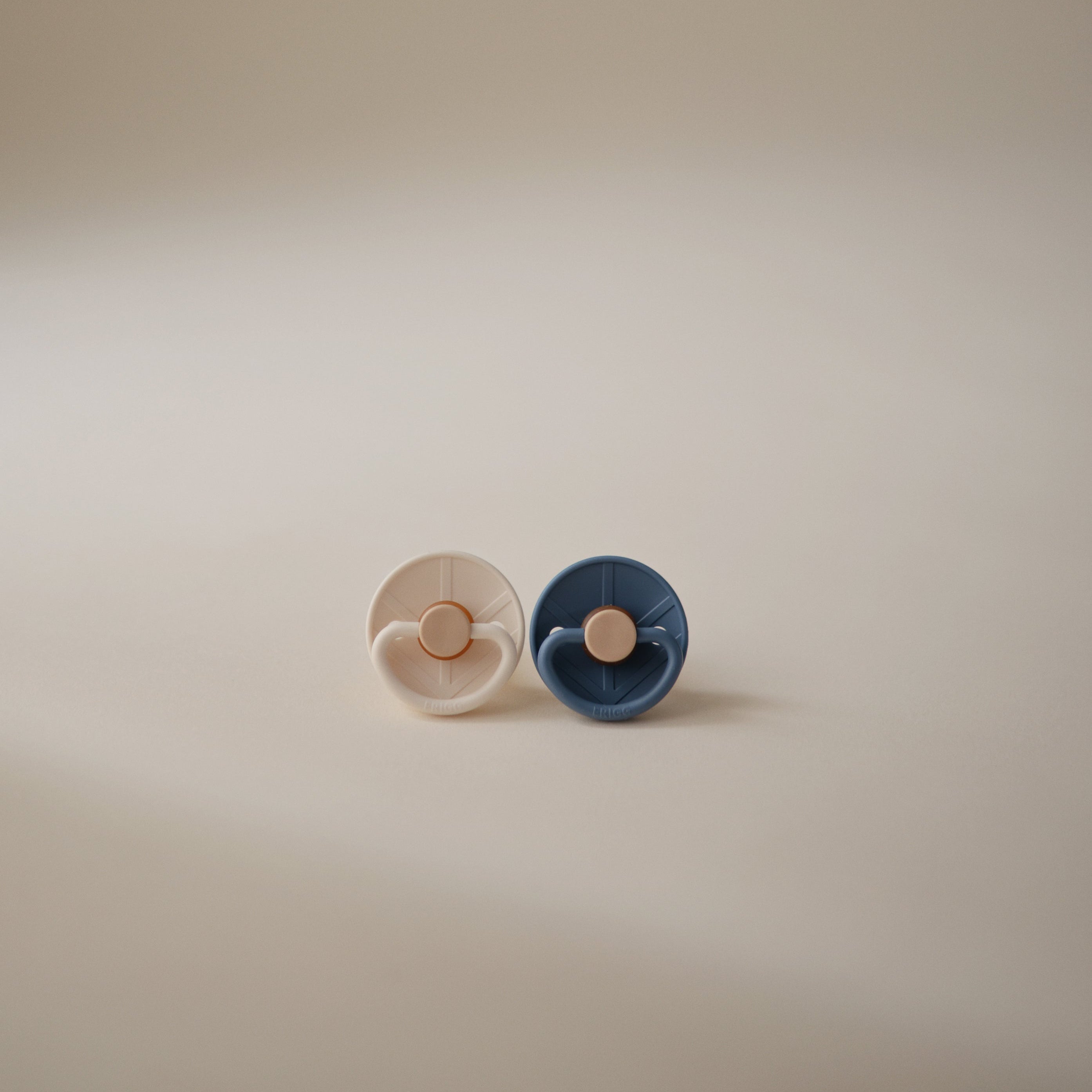 FRIGG Little Viking Natural Rubber Pacifier 2-Pack