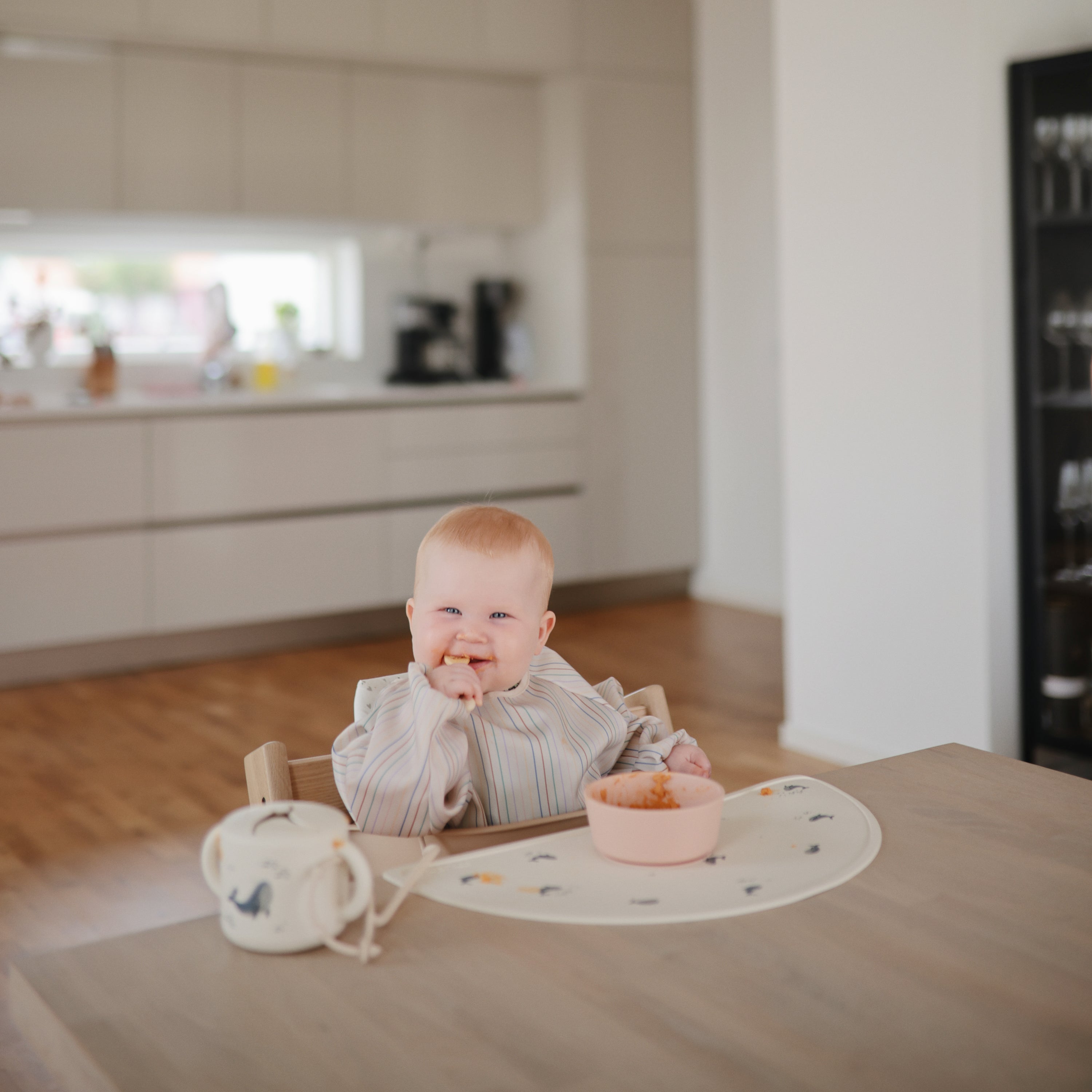 Long Sleeve Bib Long Sleeve Bib Mushie