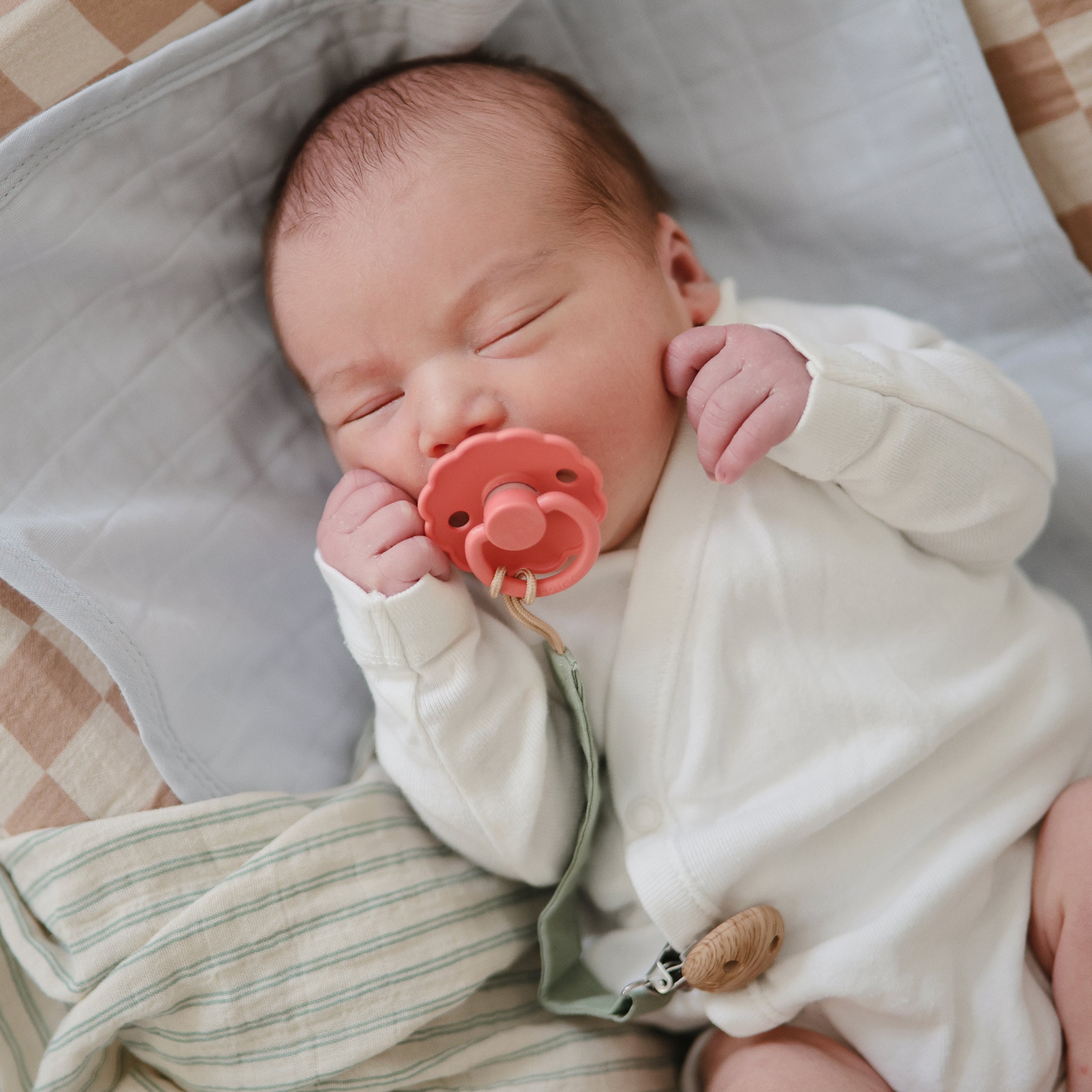 FRIGG Natural Rubber Pacifier 4-Pack