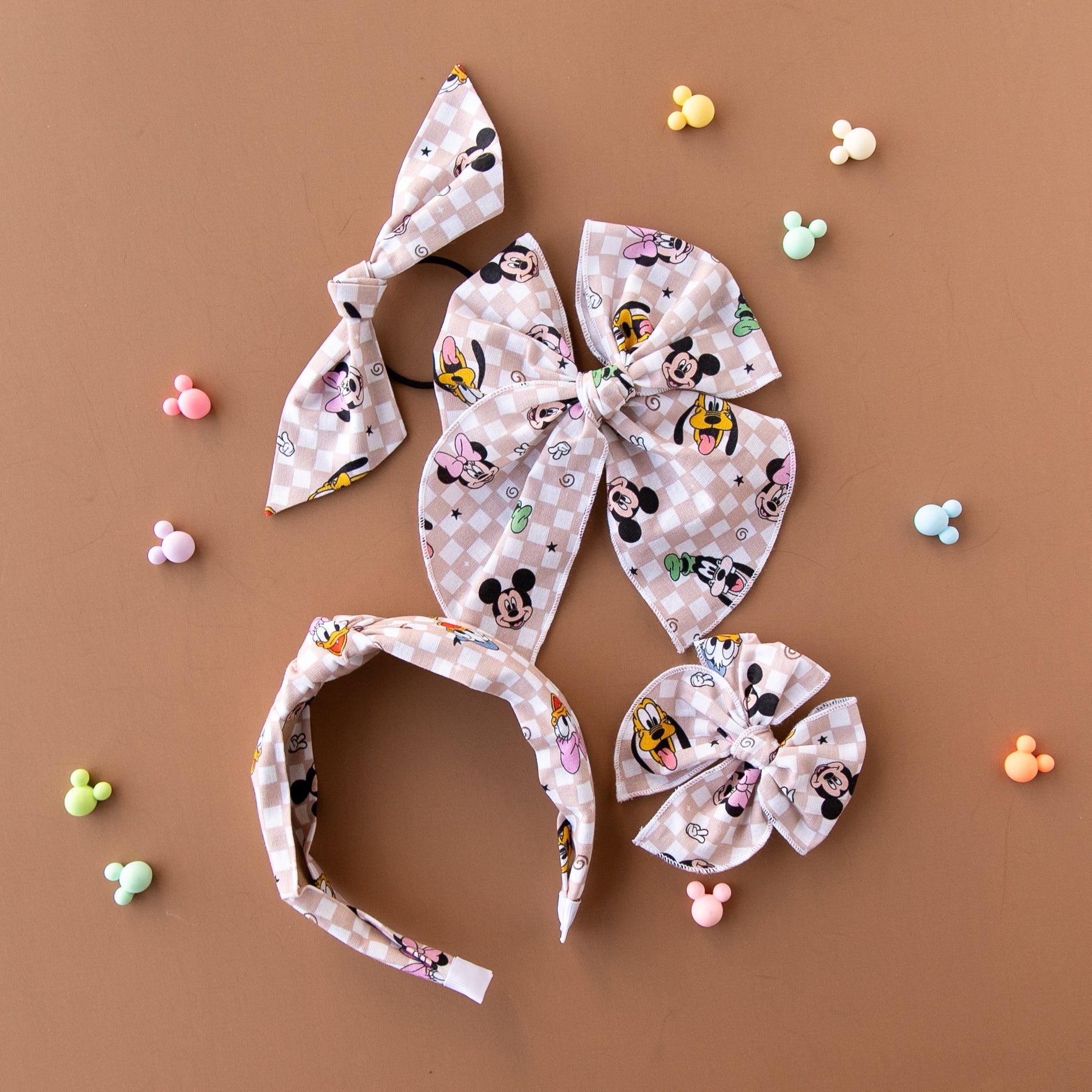 Playhouse | Party Bow