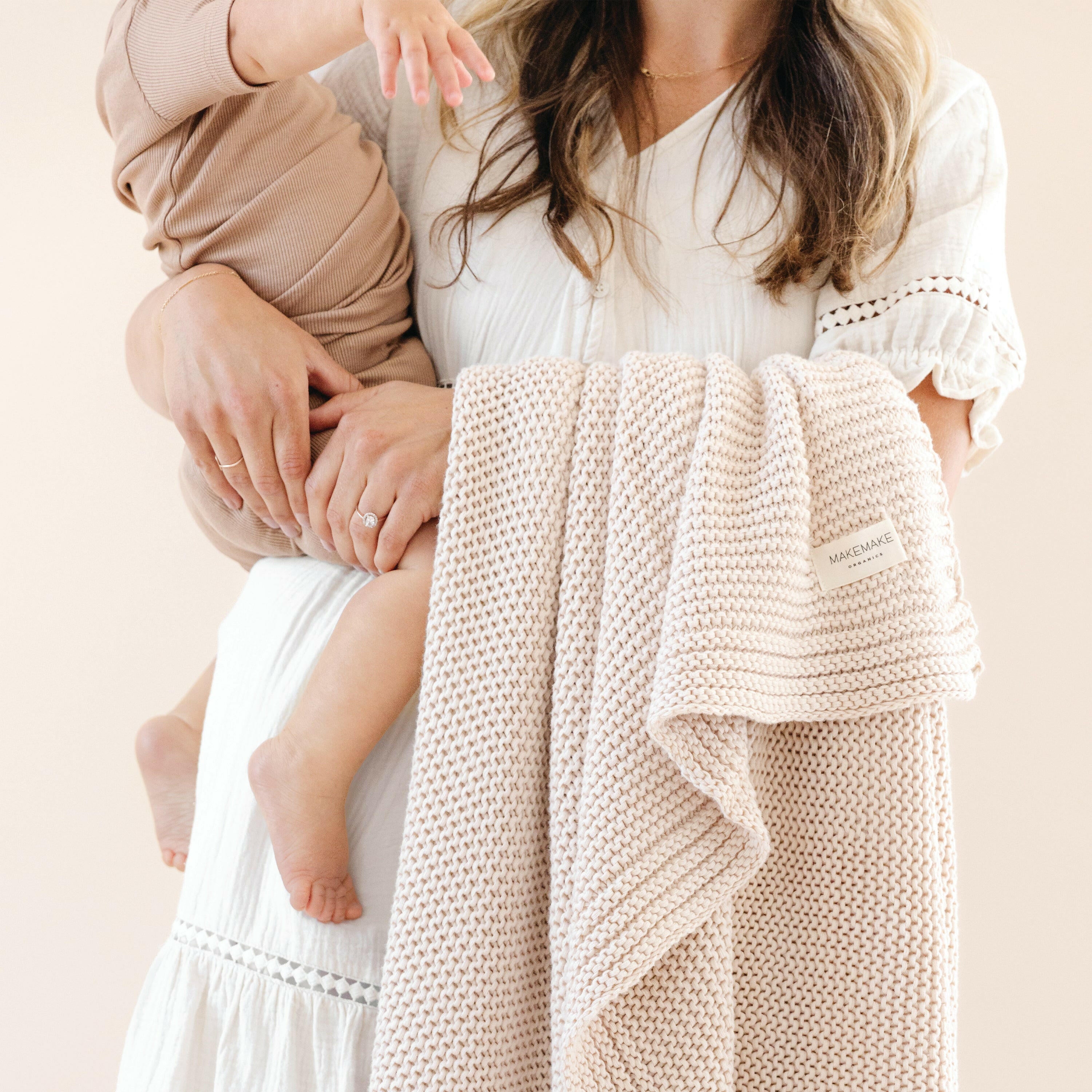 Organic Throw Blanket Chunky Knit - Nora Shell Throw Blanket Makemake Organics