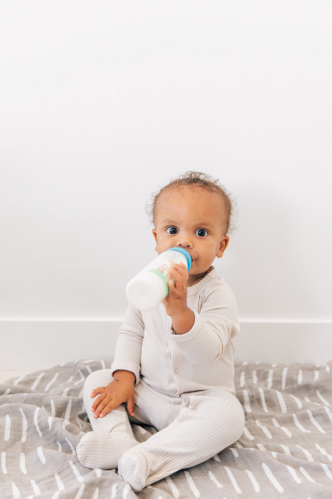 Grey Dash Muslin Swaddle Blanket Mebie Baby