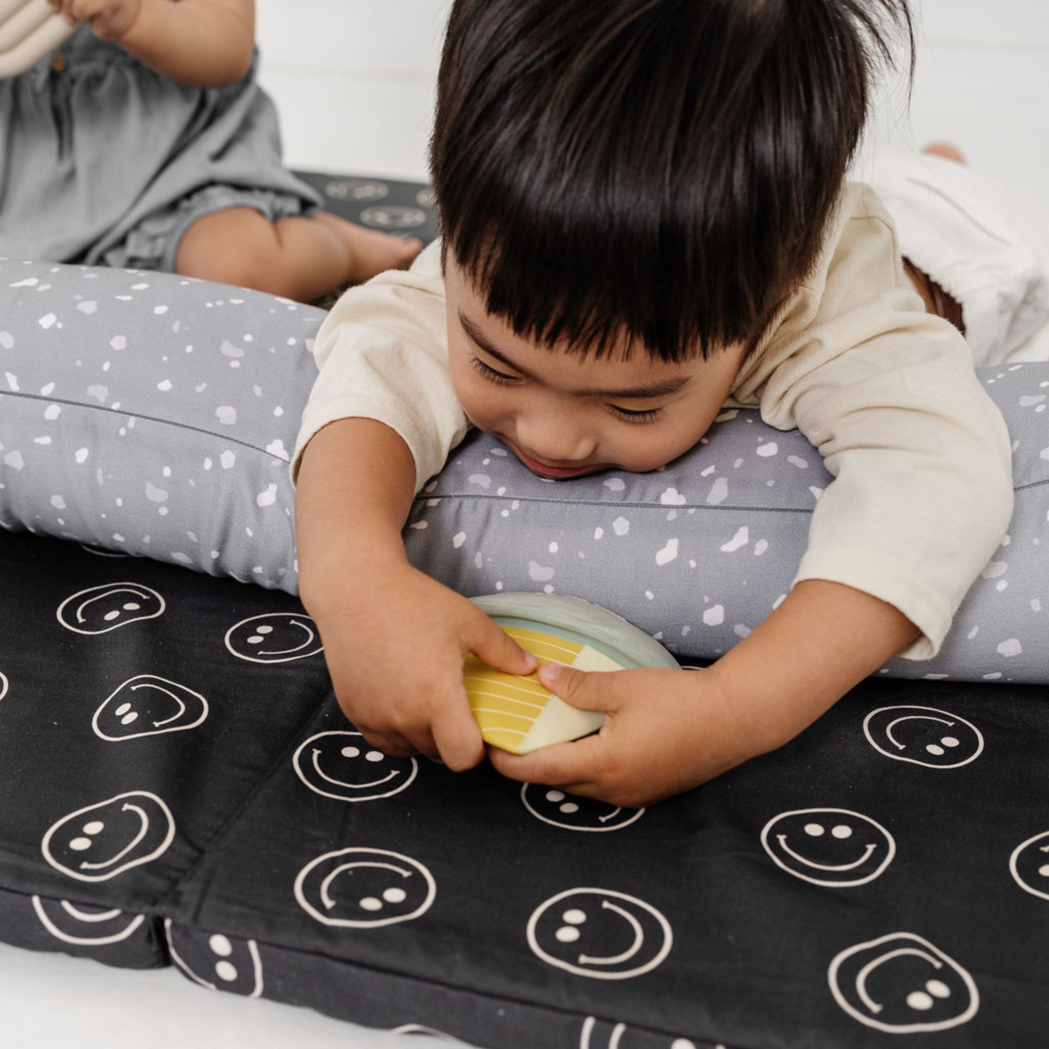 Terrazzo Slate Support Pillow