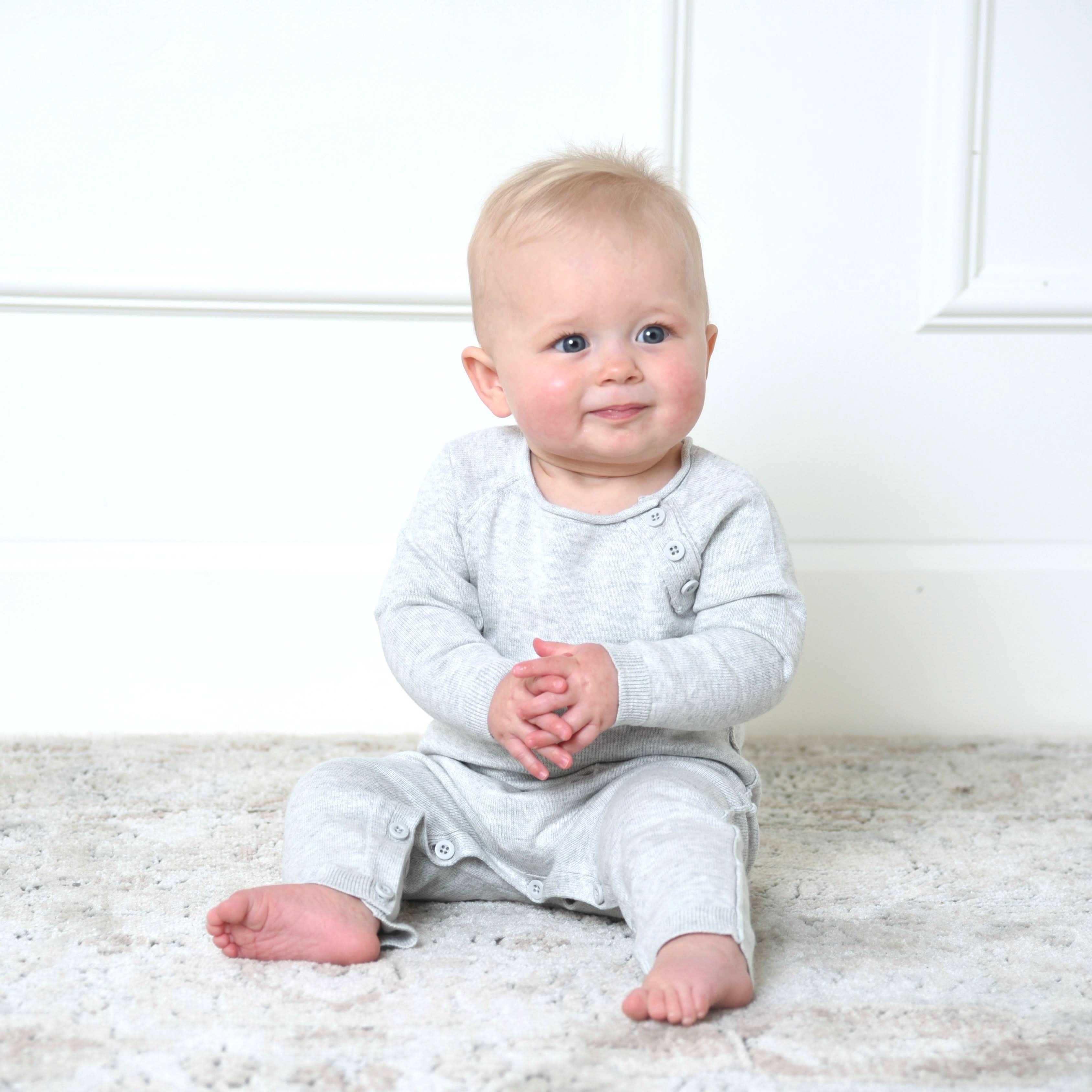 Raglan Knit Romper & Jacquard Blanket Gift Set