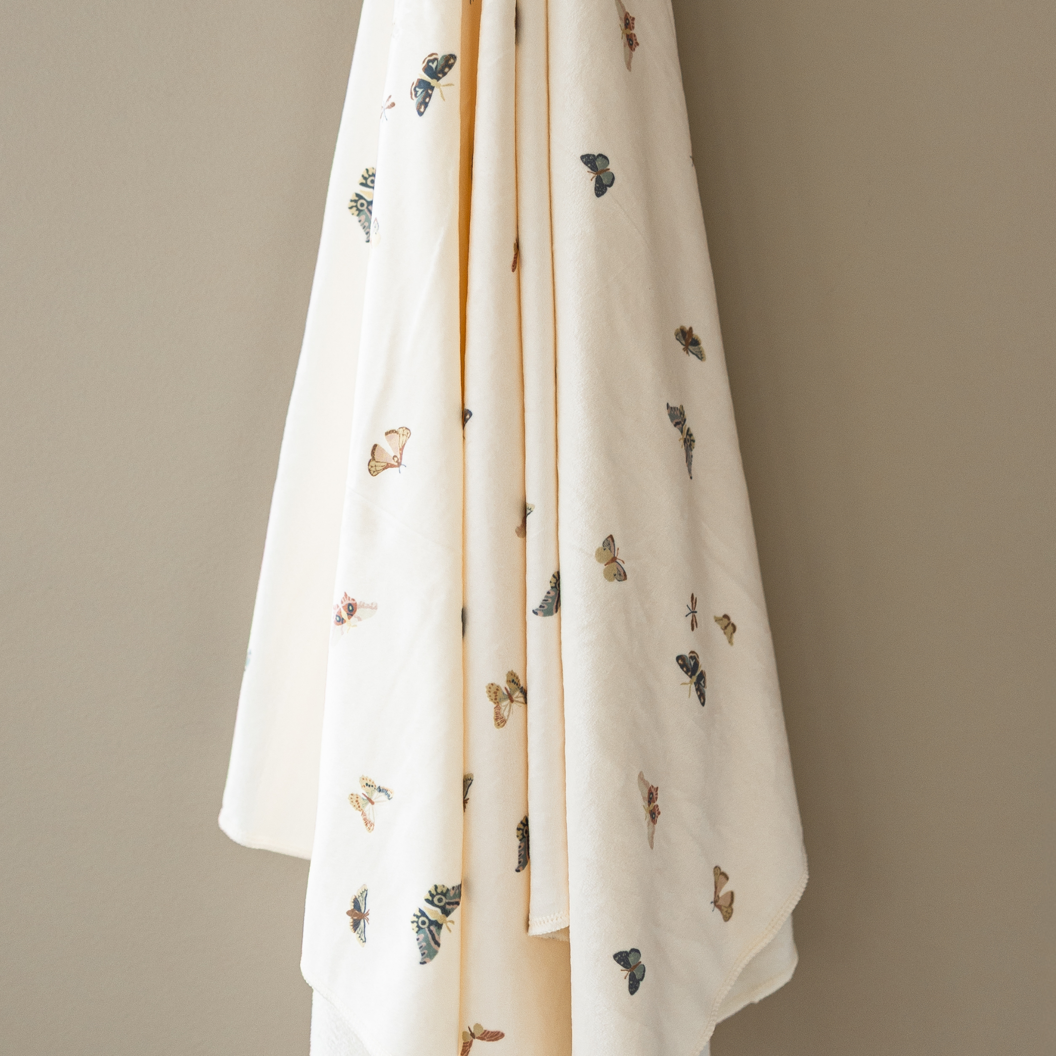 MINKY STRETCH LUXE SWADDLE/BLANKET