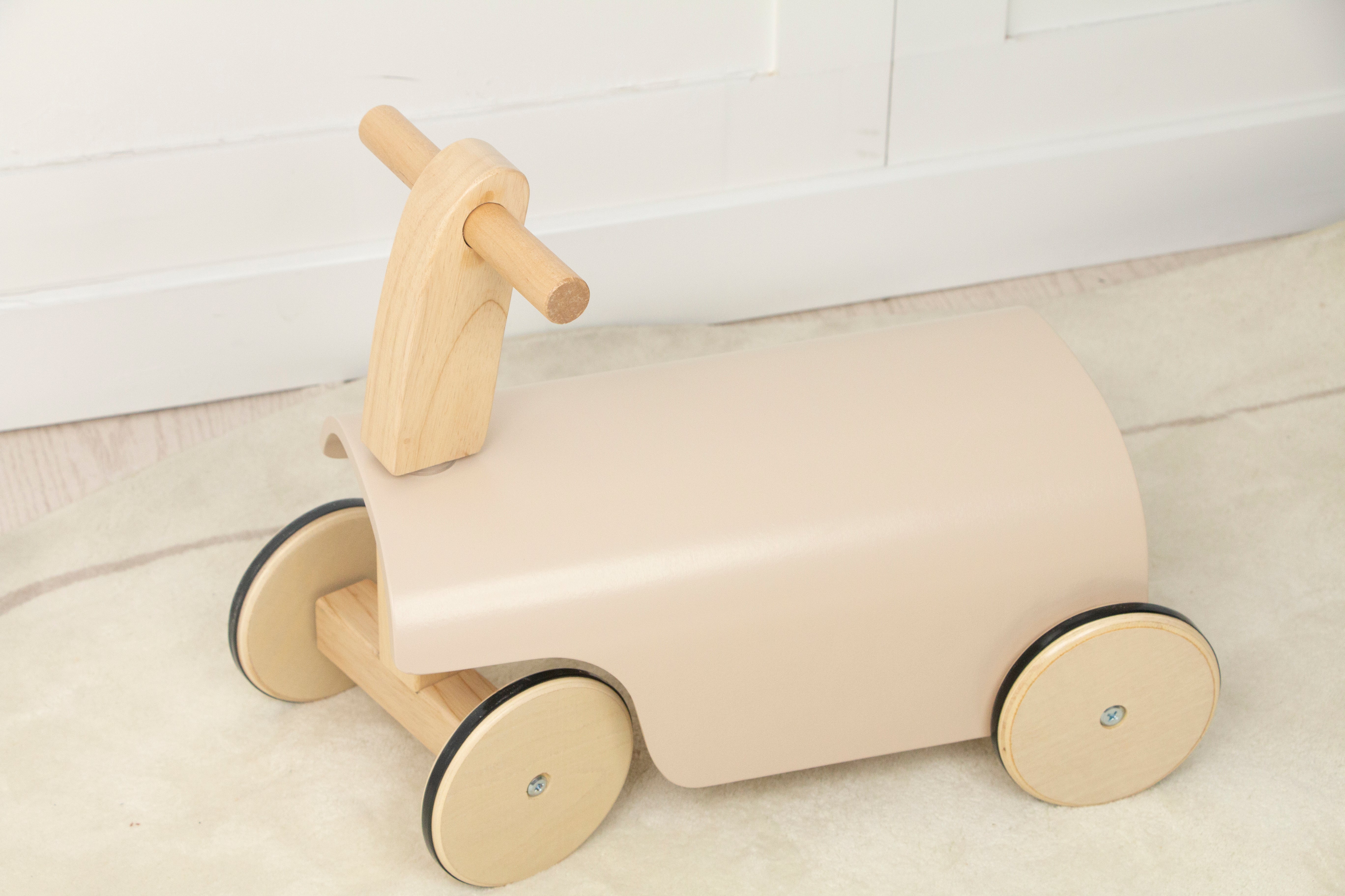 Kids Toddler Wooden Ride-On Toy with Wheels and Walker Indoor Avenlur.com