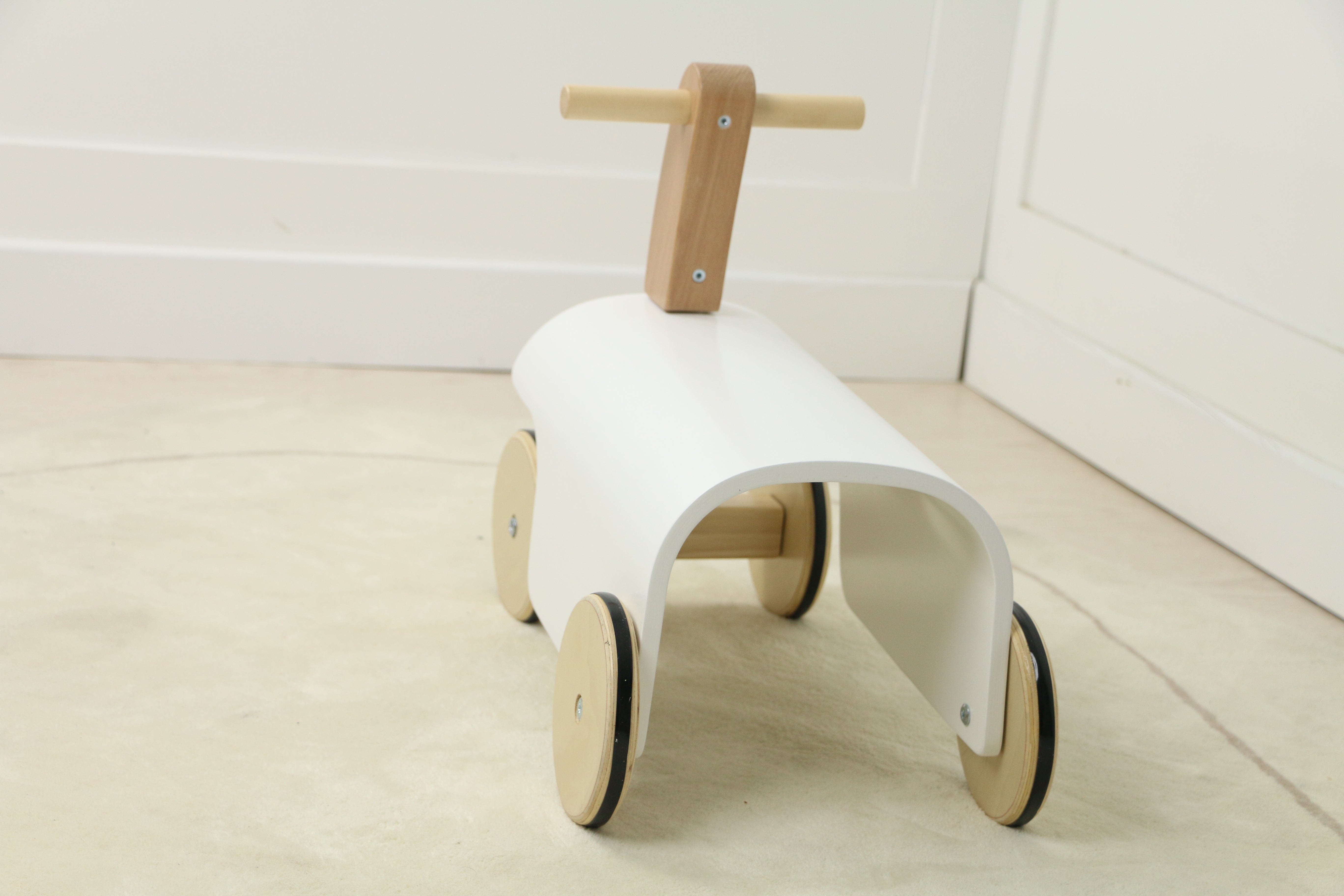 Kids Toddler Wooden Ride-On Toy with Wheels and Walker Indoor Avenlur.com