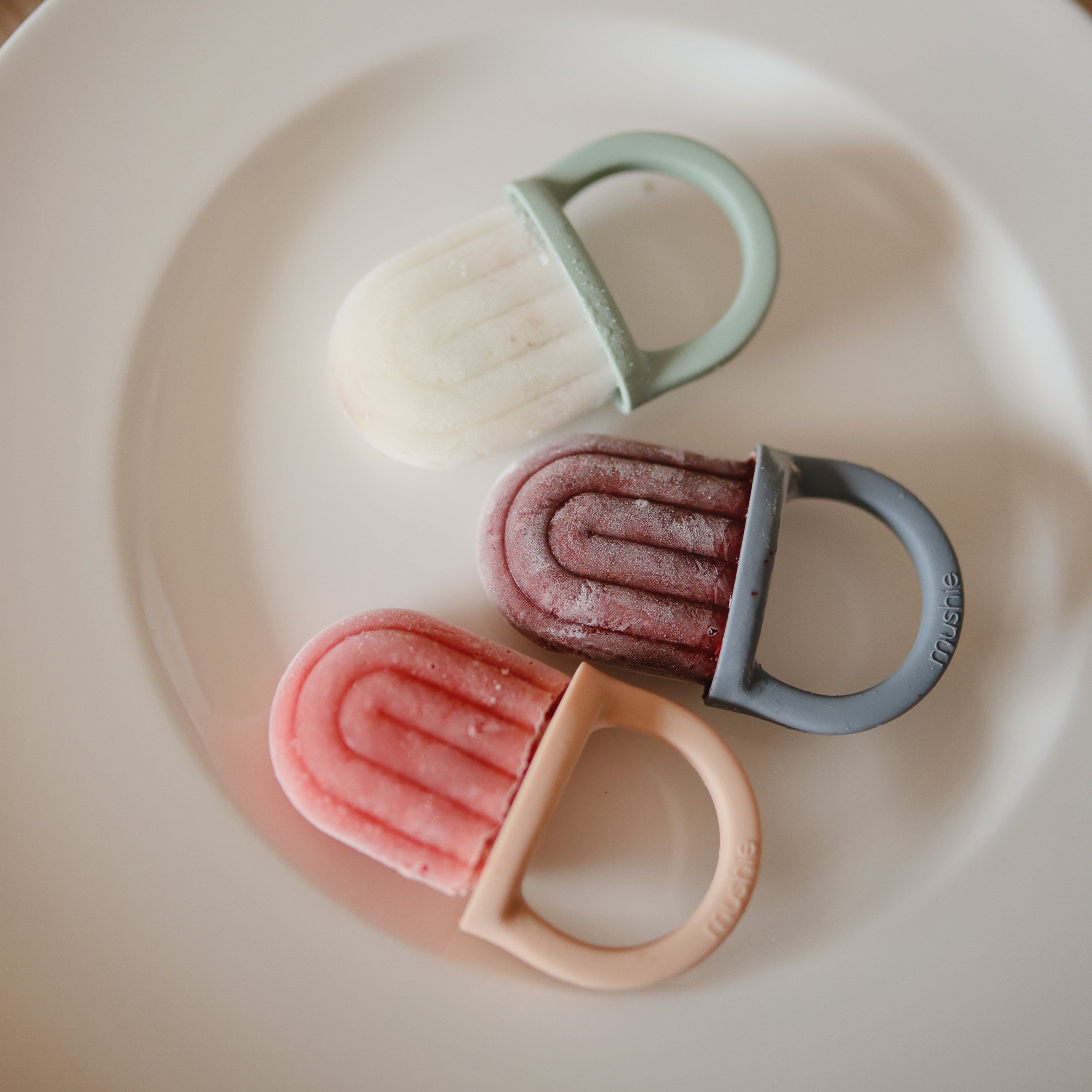 Toddler Ice Pop Tray Toddler Ice Pop Tray Mushie