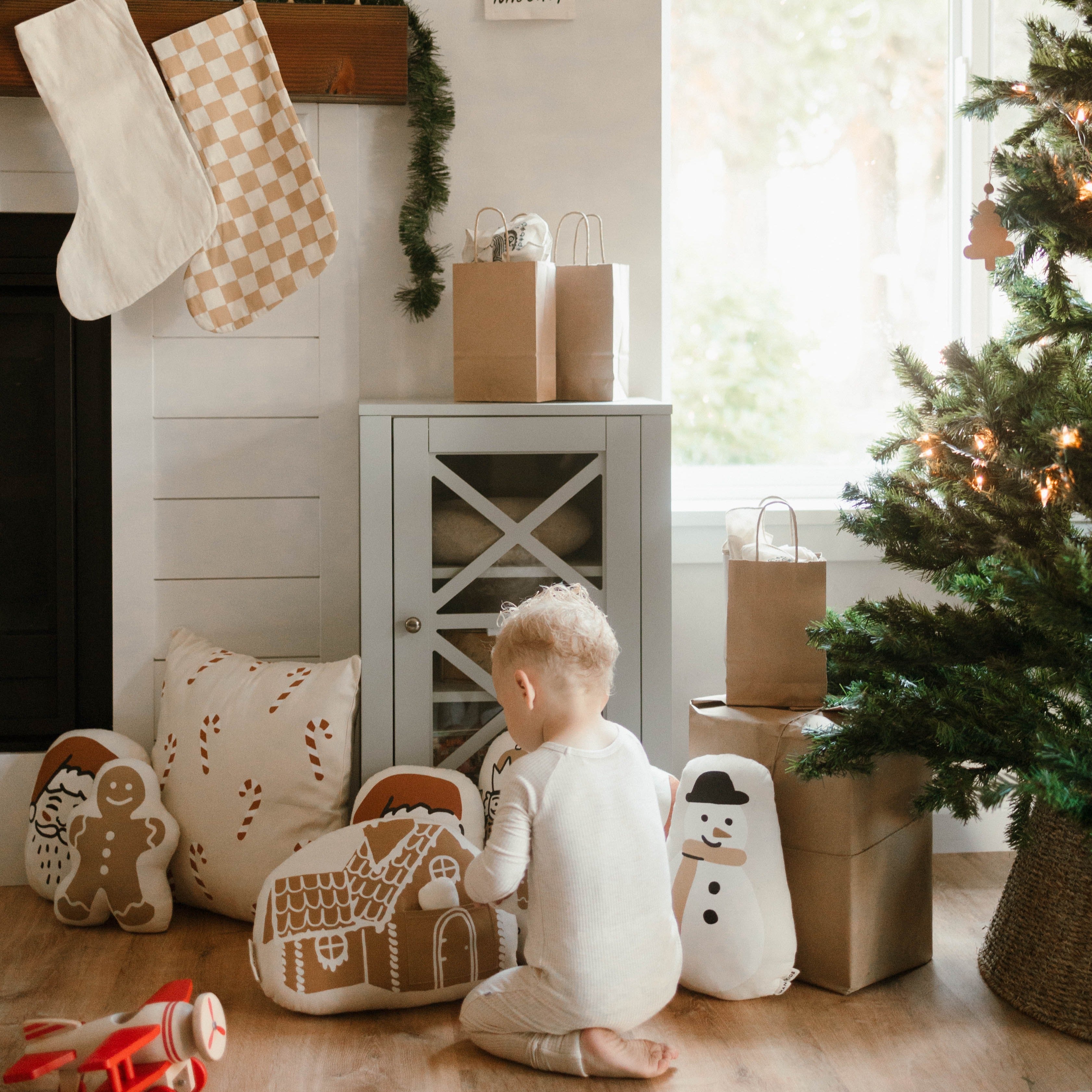 gingerbread house pillow