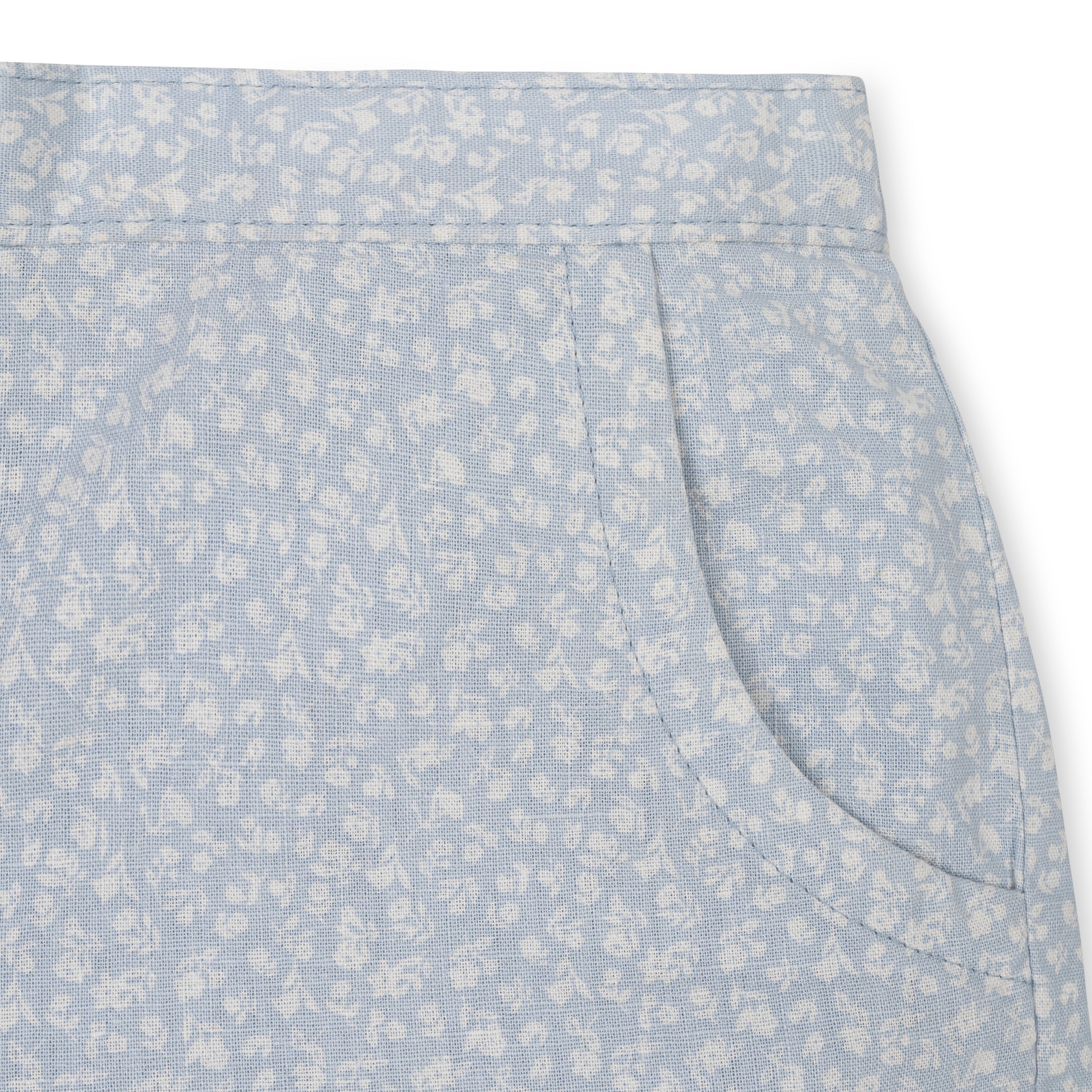 Linen Pull-On Short
