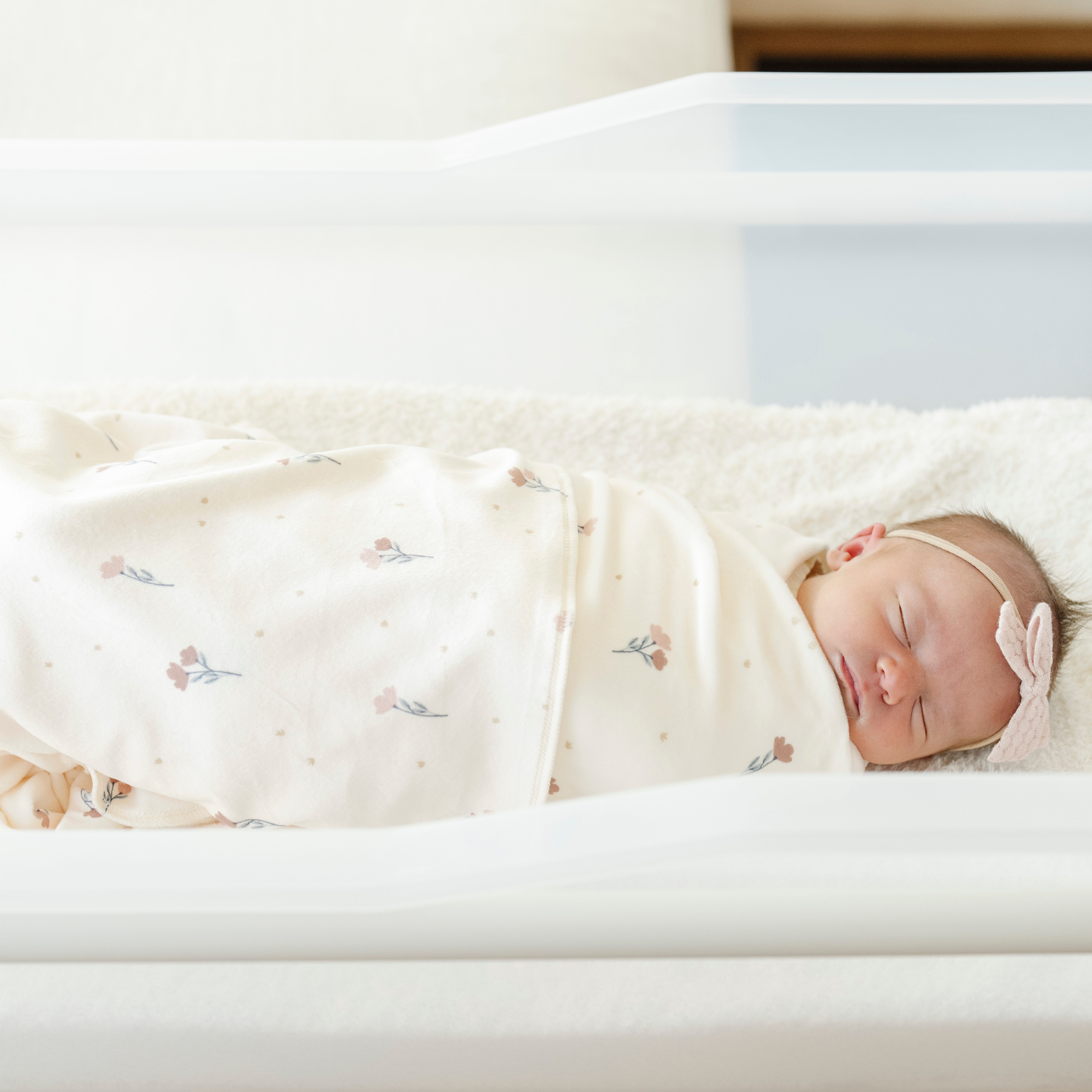 MINKY STRETCH LUXE SWADDLE/BLANKET