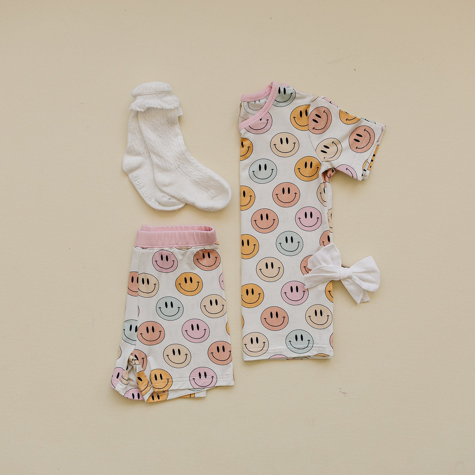 Smiley Bamboo Two Piece Shorts Set | Pink