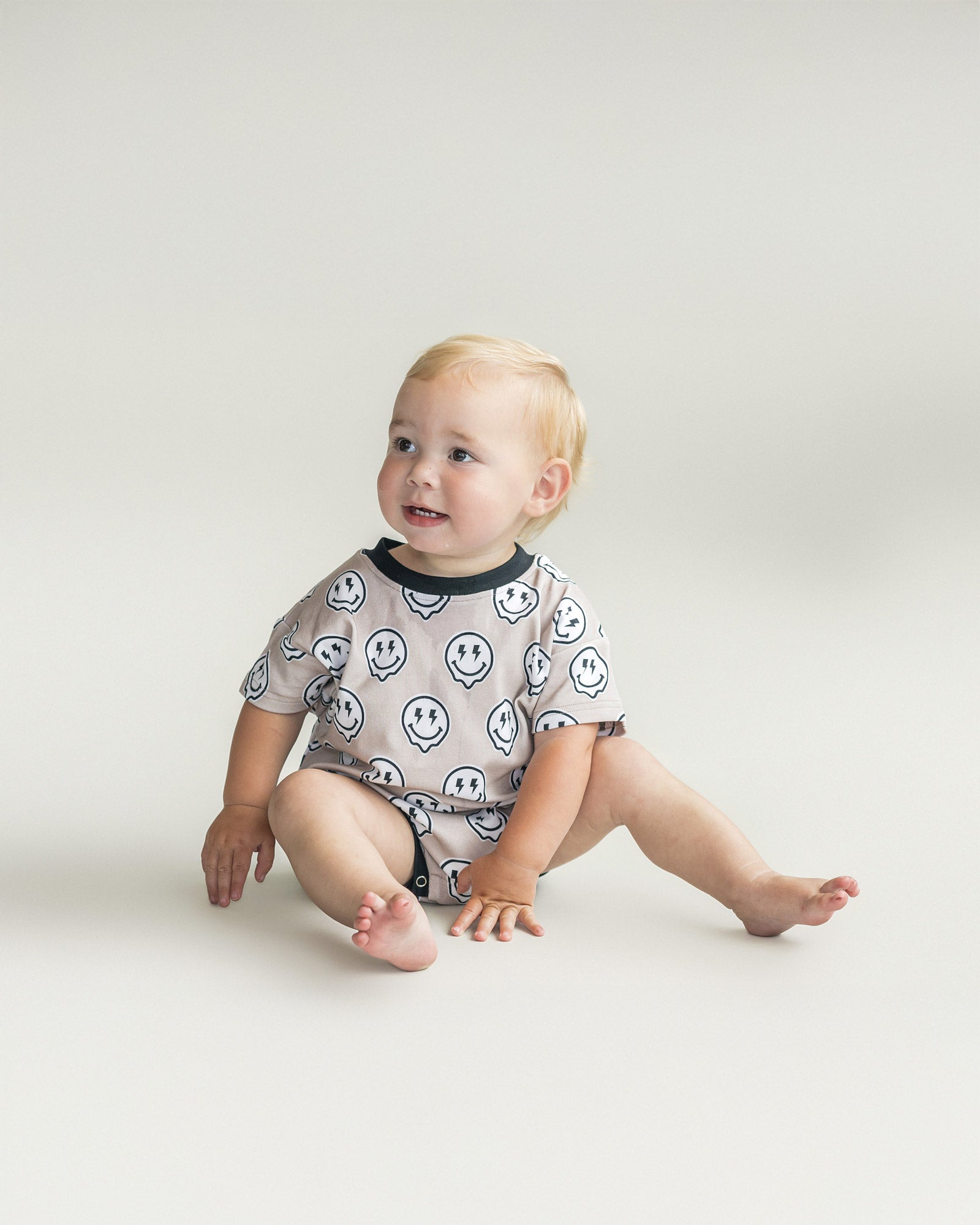 Short Sleeve Bubble Romper | Electric Drippy