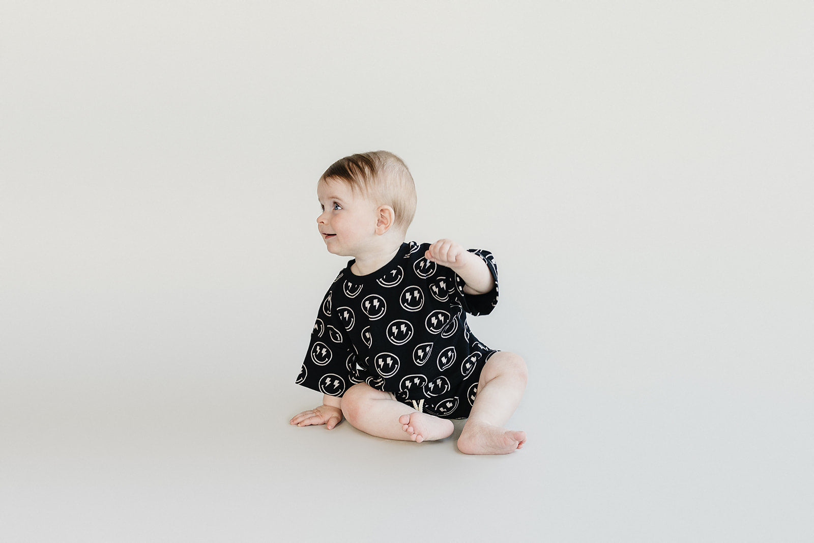 Shorts Set | Electric Smiley