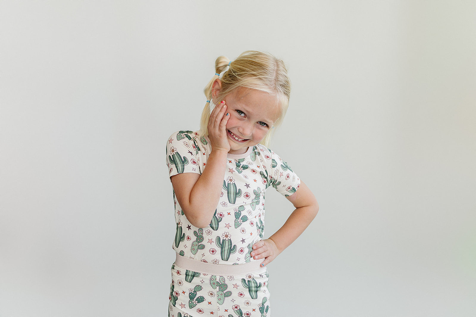 Bamboo Two Piece Shorts Set | Cactus Flowers