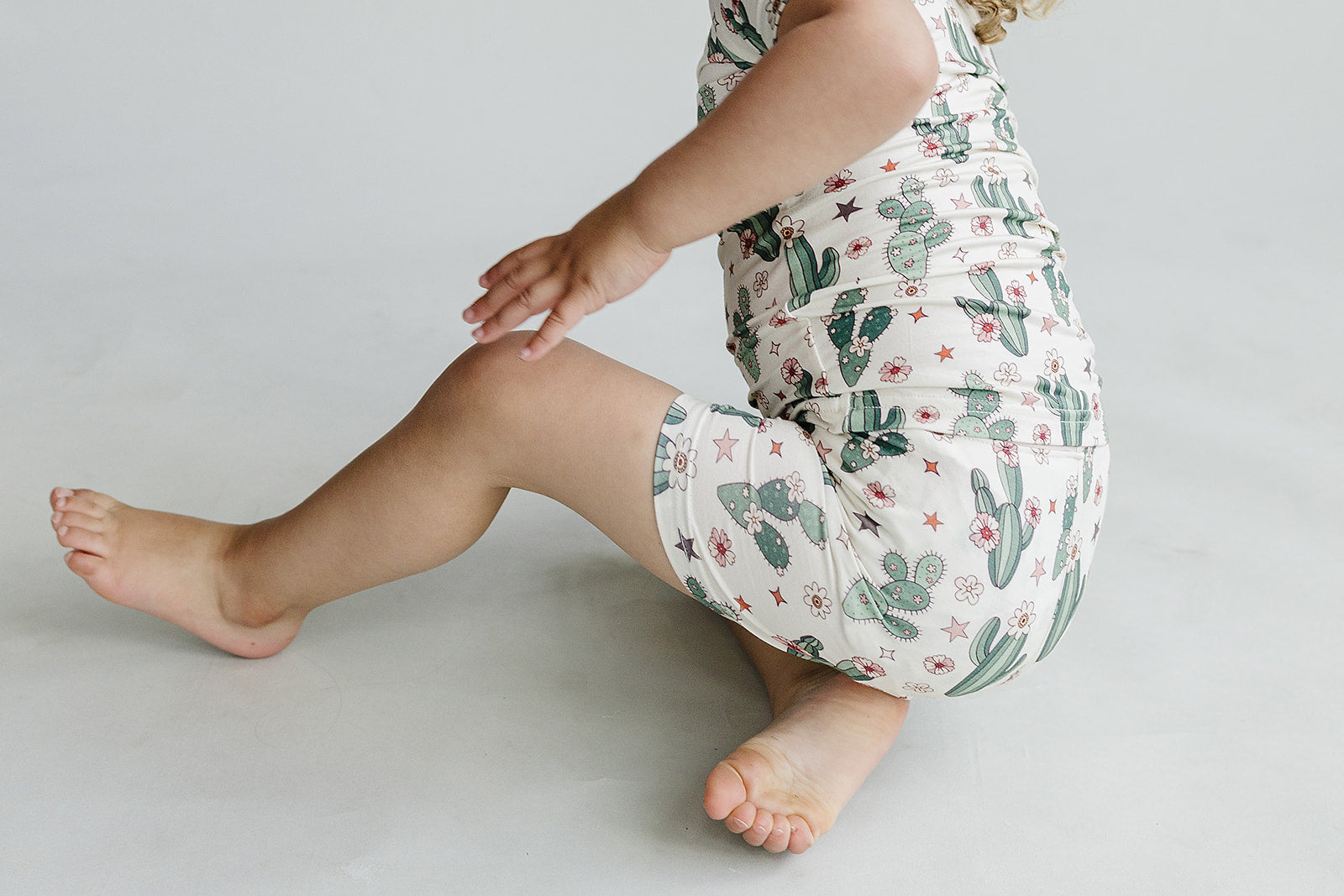 Bamboo Two Piece Shorts Set | Cactus Flowers