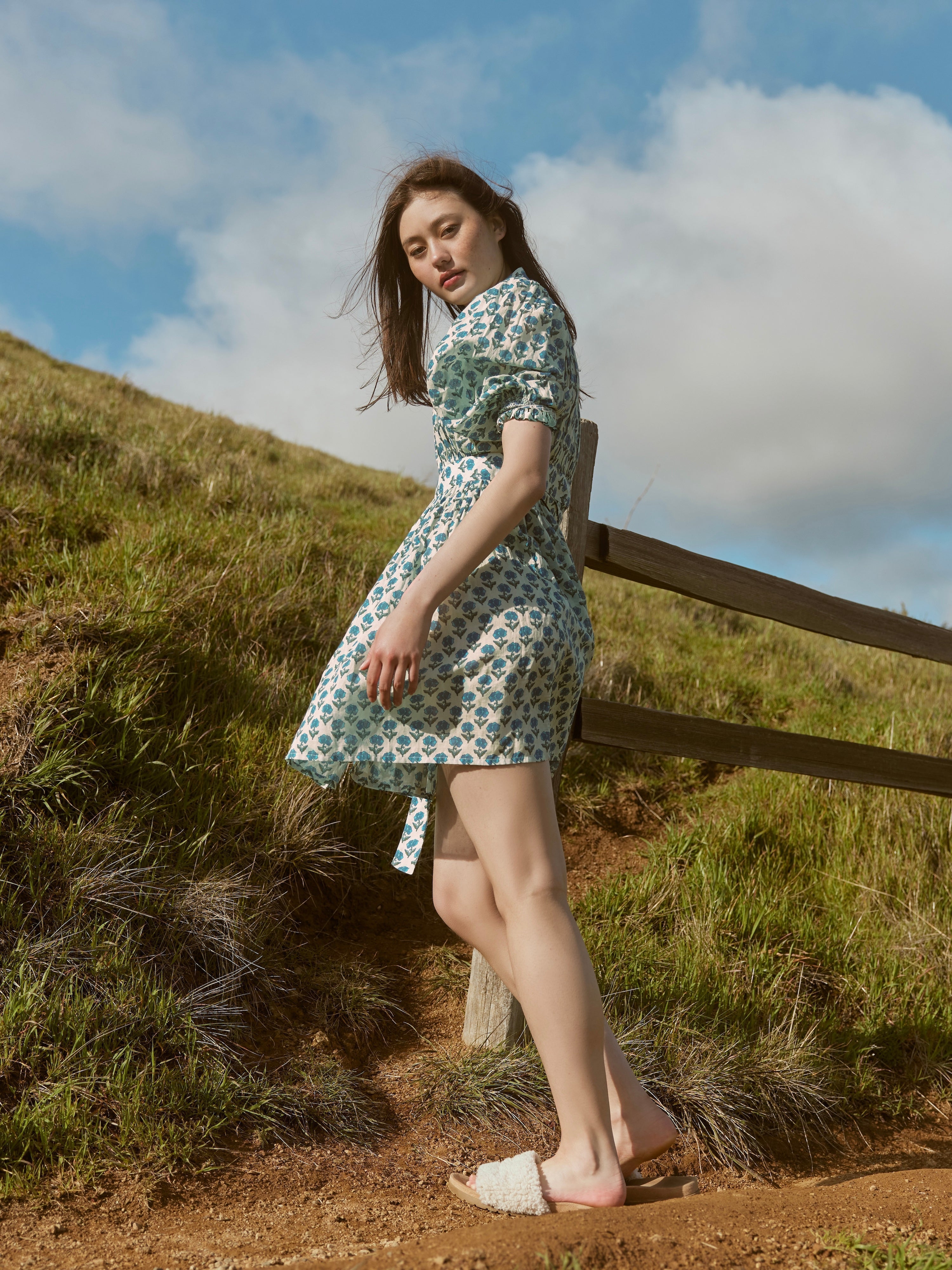 Sophia Mini Robe - Ivory & Blue Bell