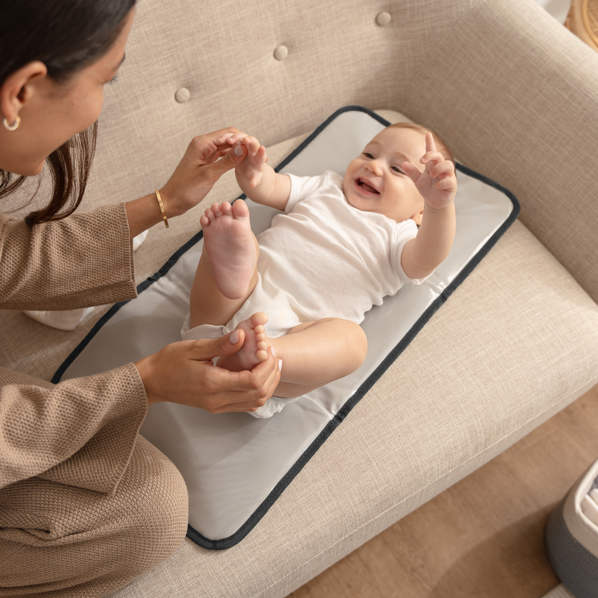 Compact Changing Pad in Solid Black