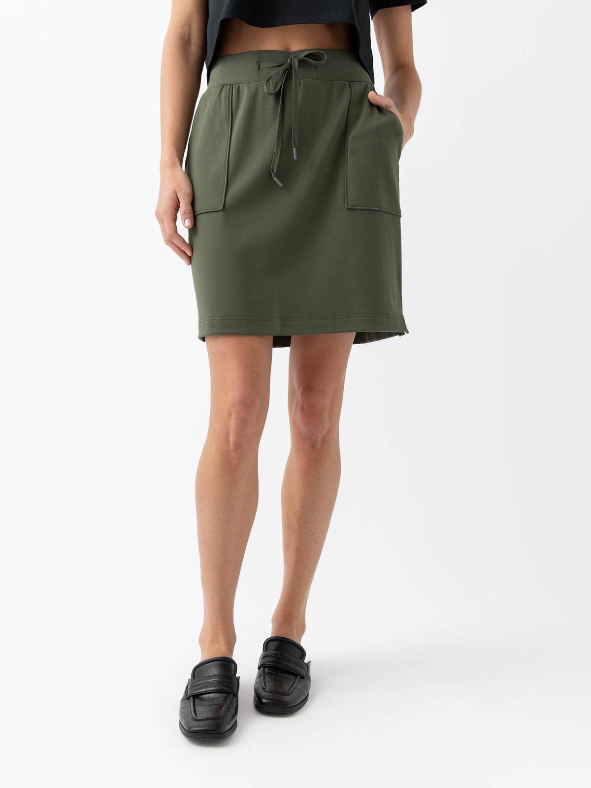 Women's Brushed Bamboo Patch Pocket Skirt