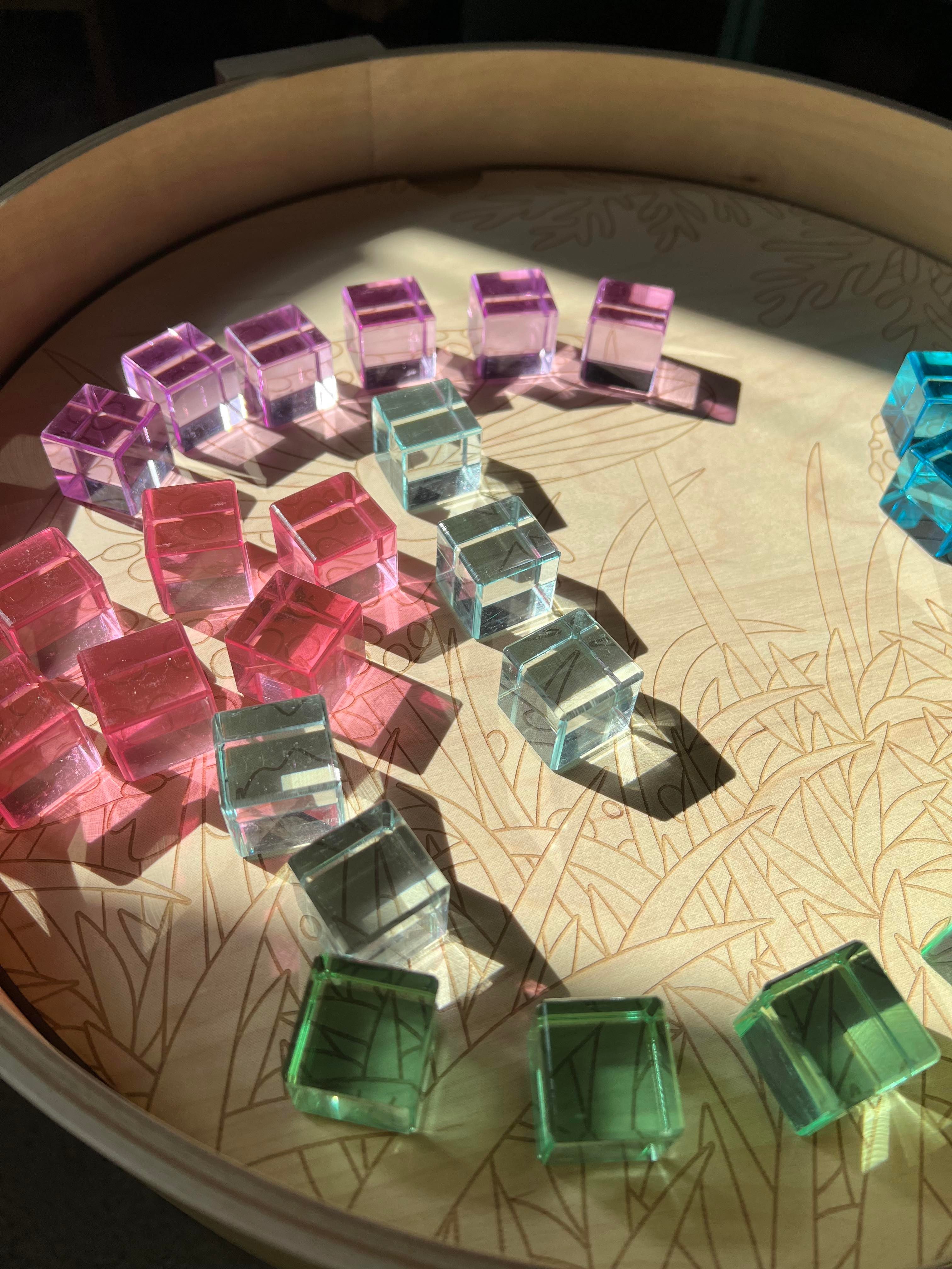 60 Pcs Crystal Clear Lucite Cubes Set with Wooden Tray – Rainbow or Pastel Colors