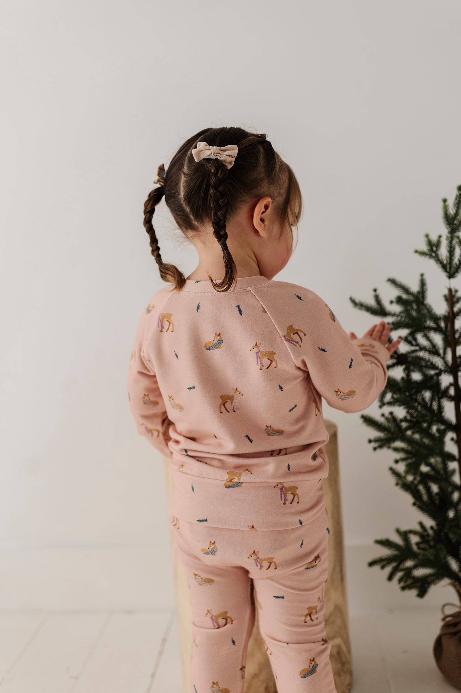 Girl's Raglan Sweatshirt