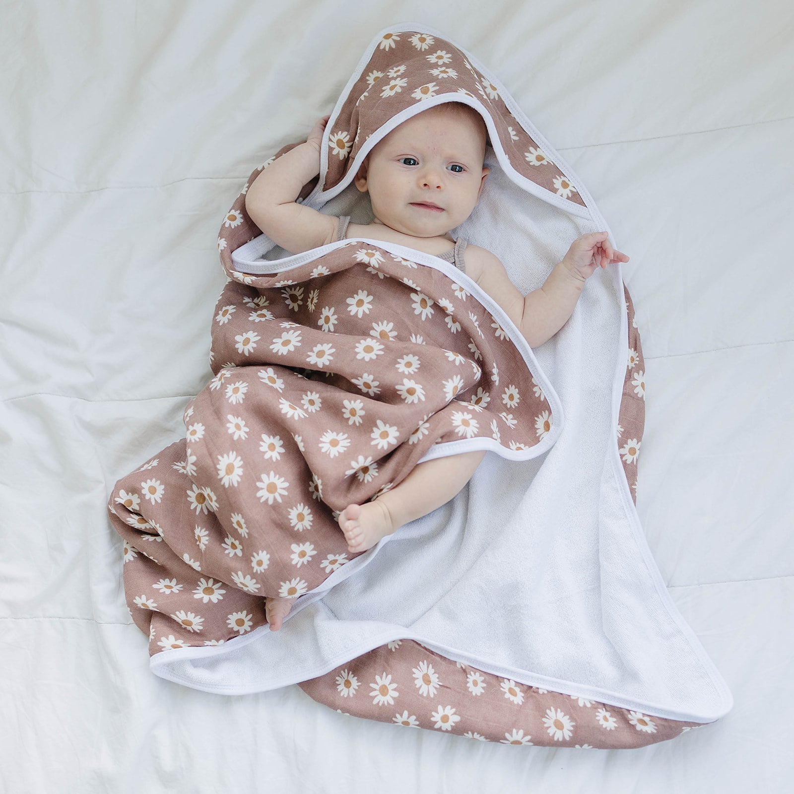 Daisy Dream Muslin Hooded Towel Mebie Baby