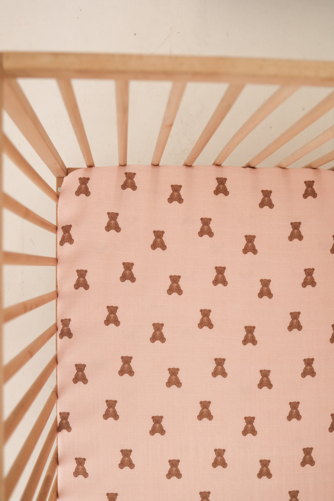 Muslin Crib Sheet | Pink Lottie