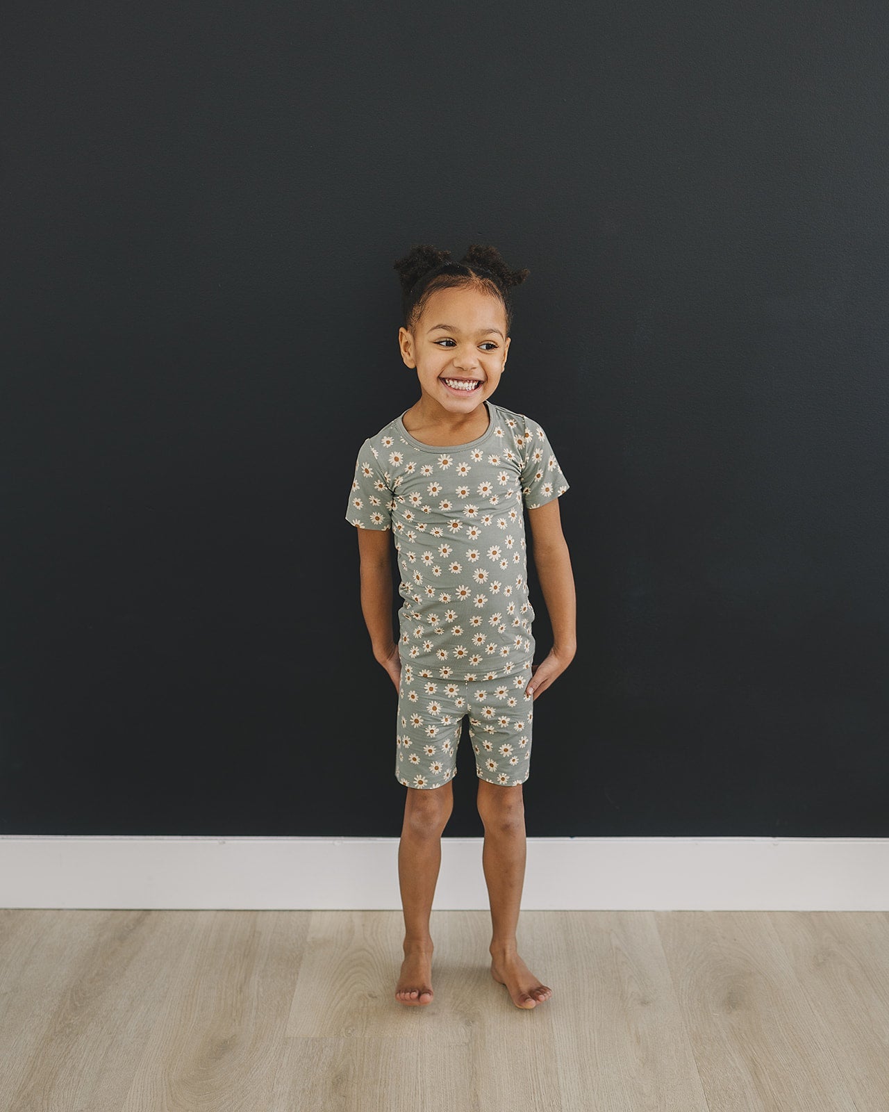 Light Green Daisy Bamboo Cozy Short Set Mebie Baby