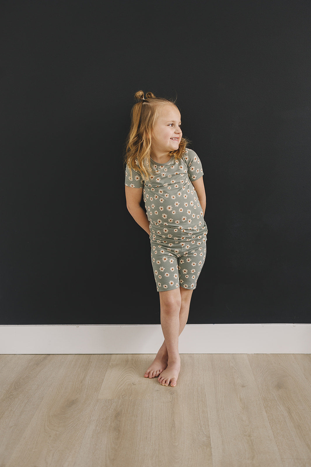 Light Green Daisy Bamboo Cozy Short Set Mebie Baby