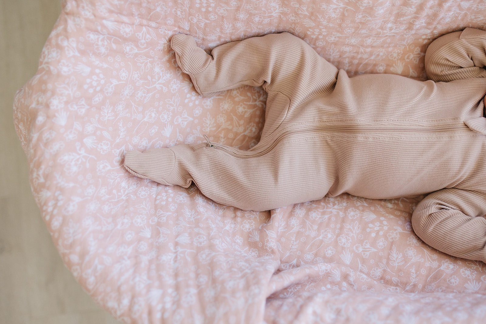 Pale Pink Organic Cotton Ribbed Zipper Mebie Baby