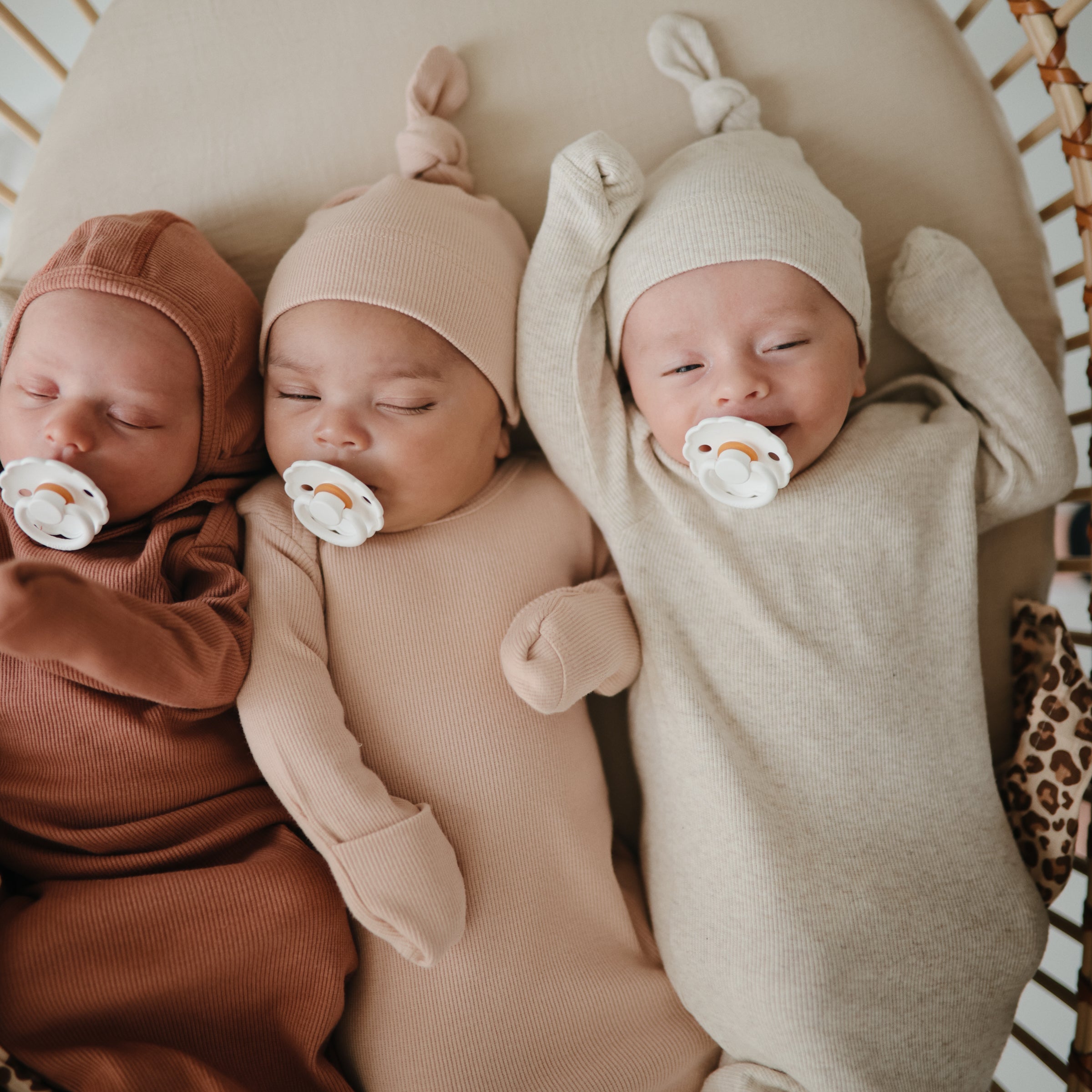 FRIGG Natural Rubber Snowflake Dream Pacifier 4-Pack FRIGG PACIFIERS Mushie