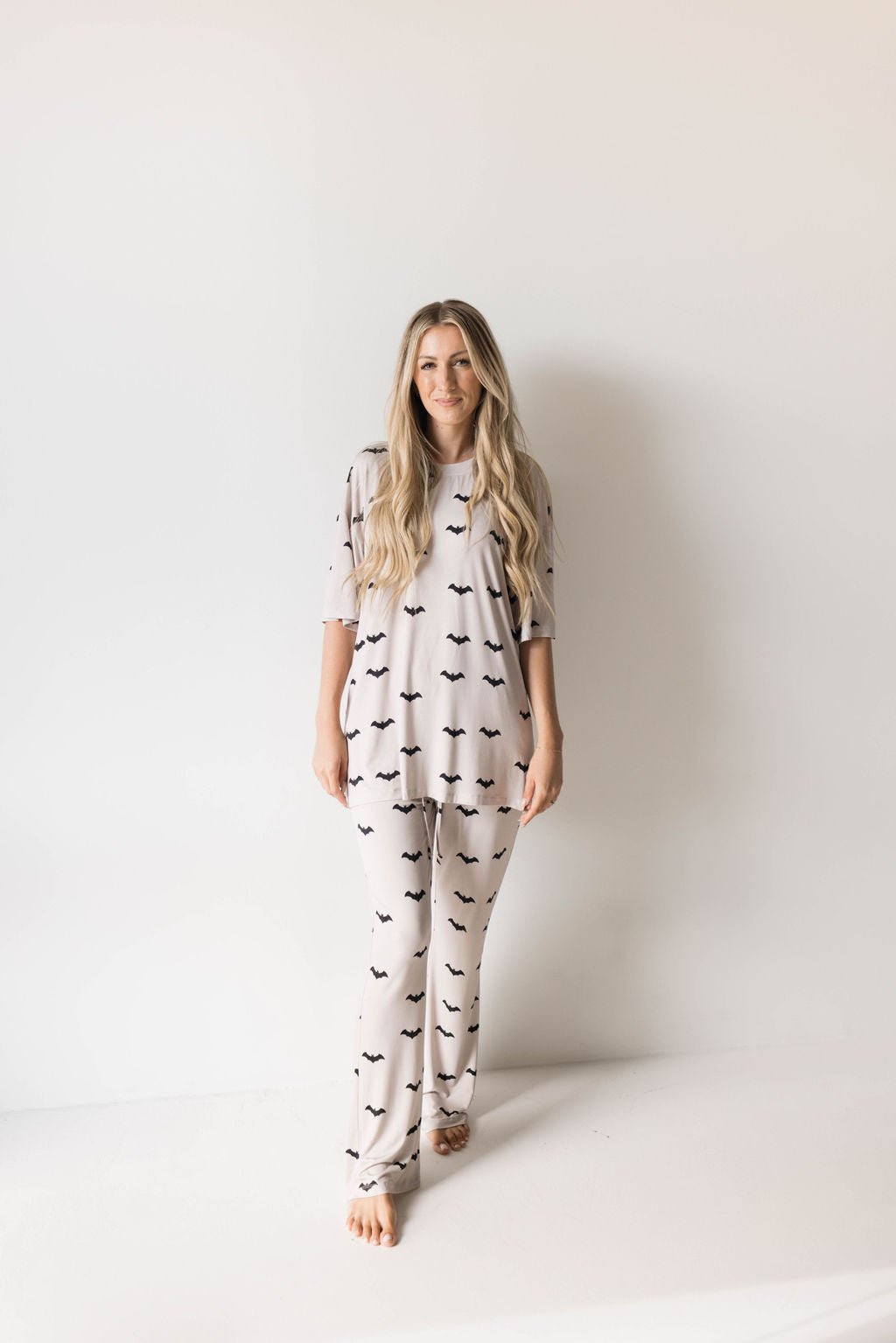 Short Sleeve Women's Bamboo Lounge Set | It's Bats!