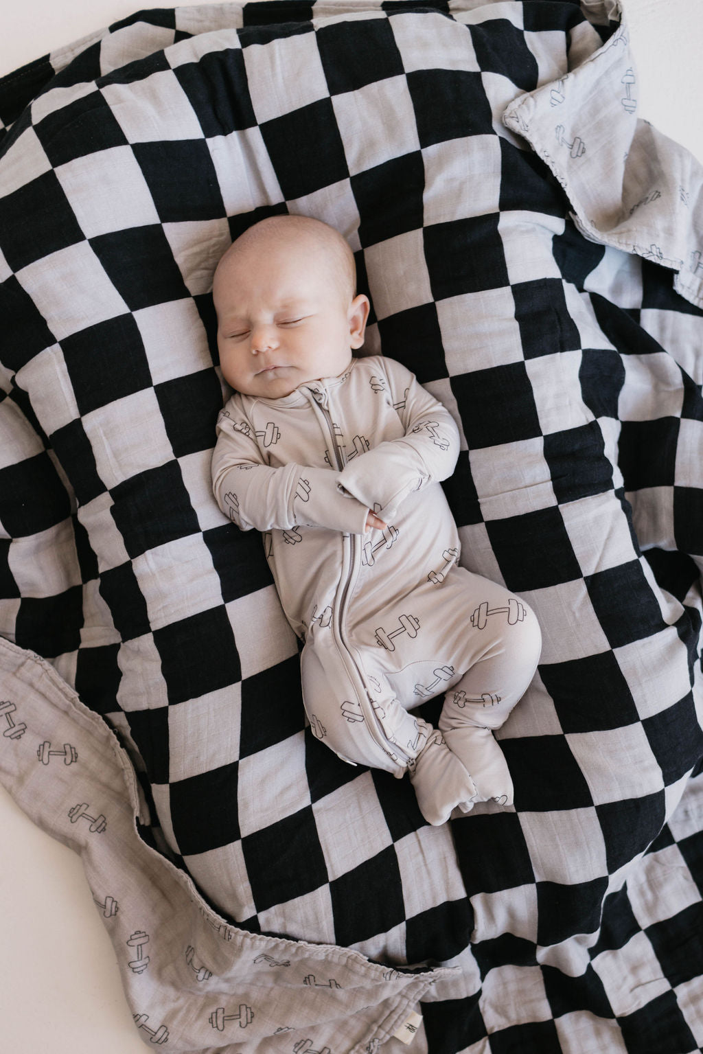 Muslin Quilt | Arm Day + Black & Grey Checkerboard