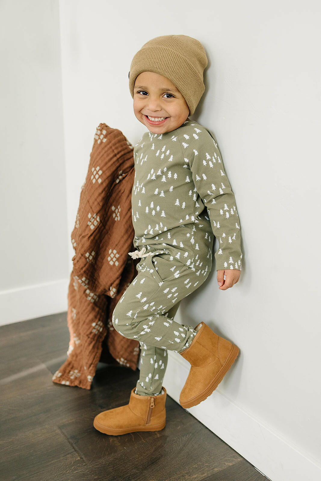 Chestnut Textiles Muslin Quilt  Mebie Baby