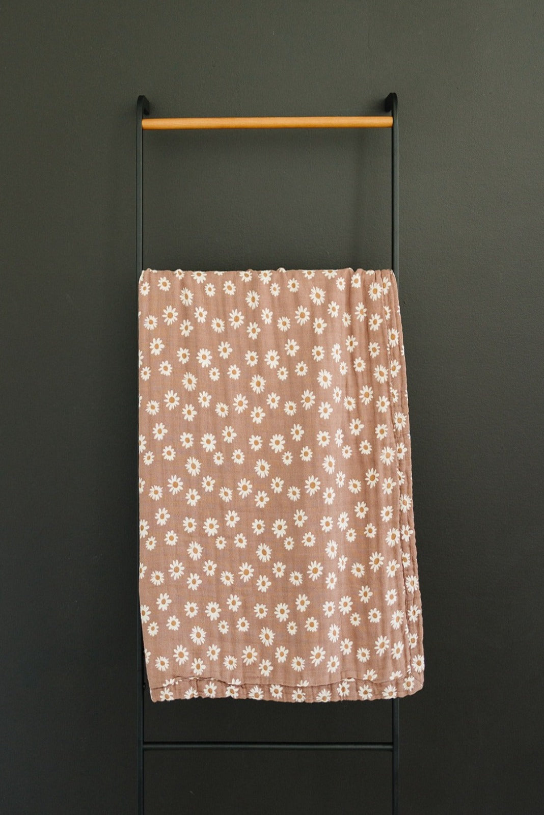 Daisy Dream Muslin Quilt Mebie Baby