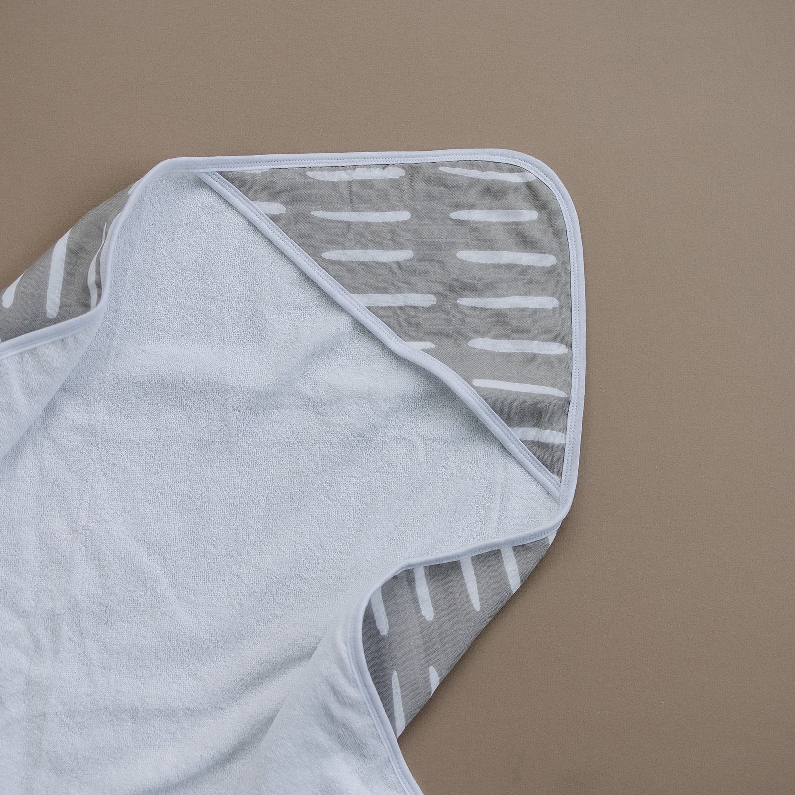 Grey Dash Muslin Hooded Towel Mebie Baby