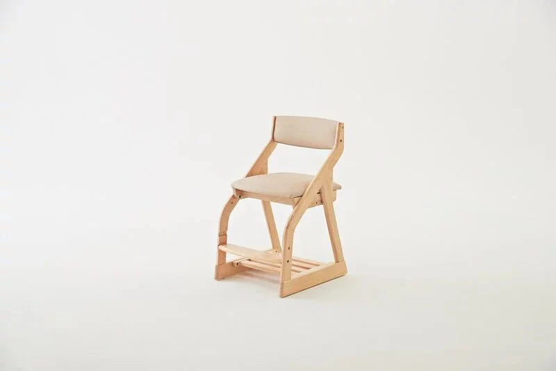 Calla Adjustable Solid Wood Chair for Kids - 4 Height Settings, Easy-to-Clean Fabric MesaSilla USA