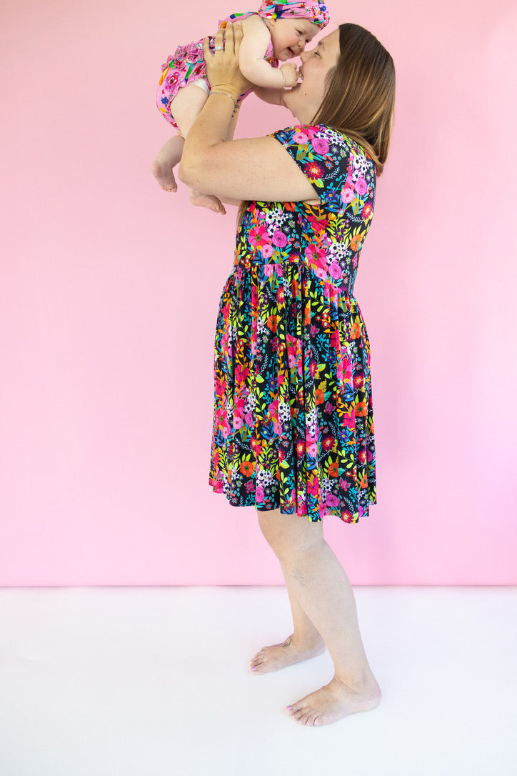 Floral Tapestry Short Sleeve Women's Skater Dress