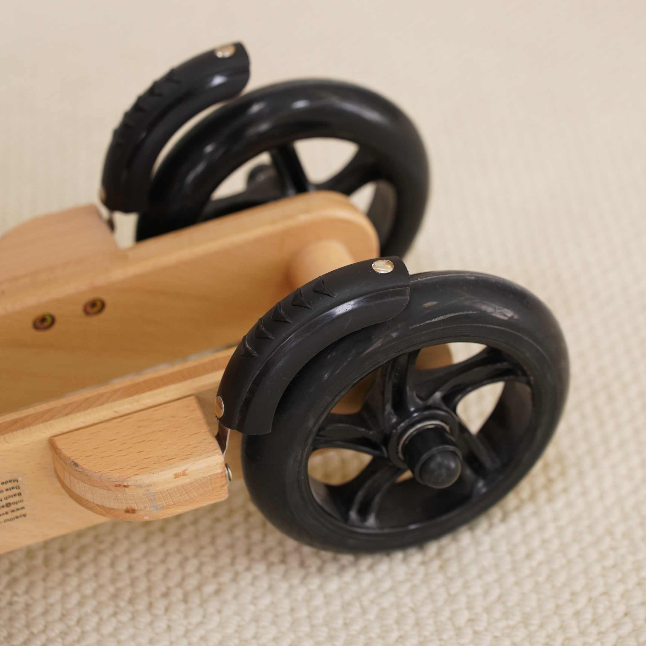 Juneberry 2-in-1 Wooden Scooter & Ride-On Toy for Toddlers