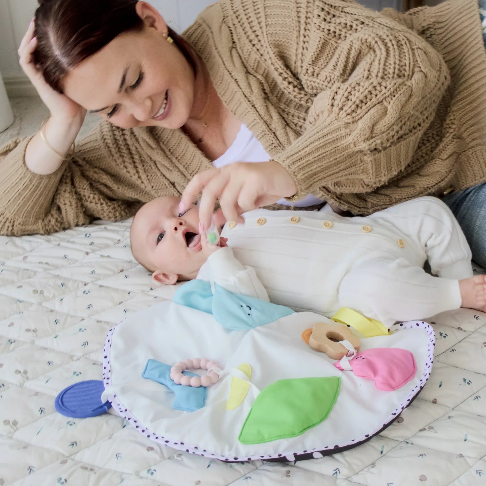 Tiny Land® Montessori Sensory Beginnings Baby Set(0–6 months)
