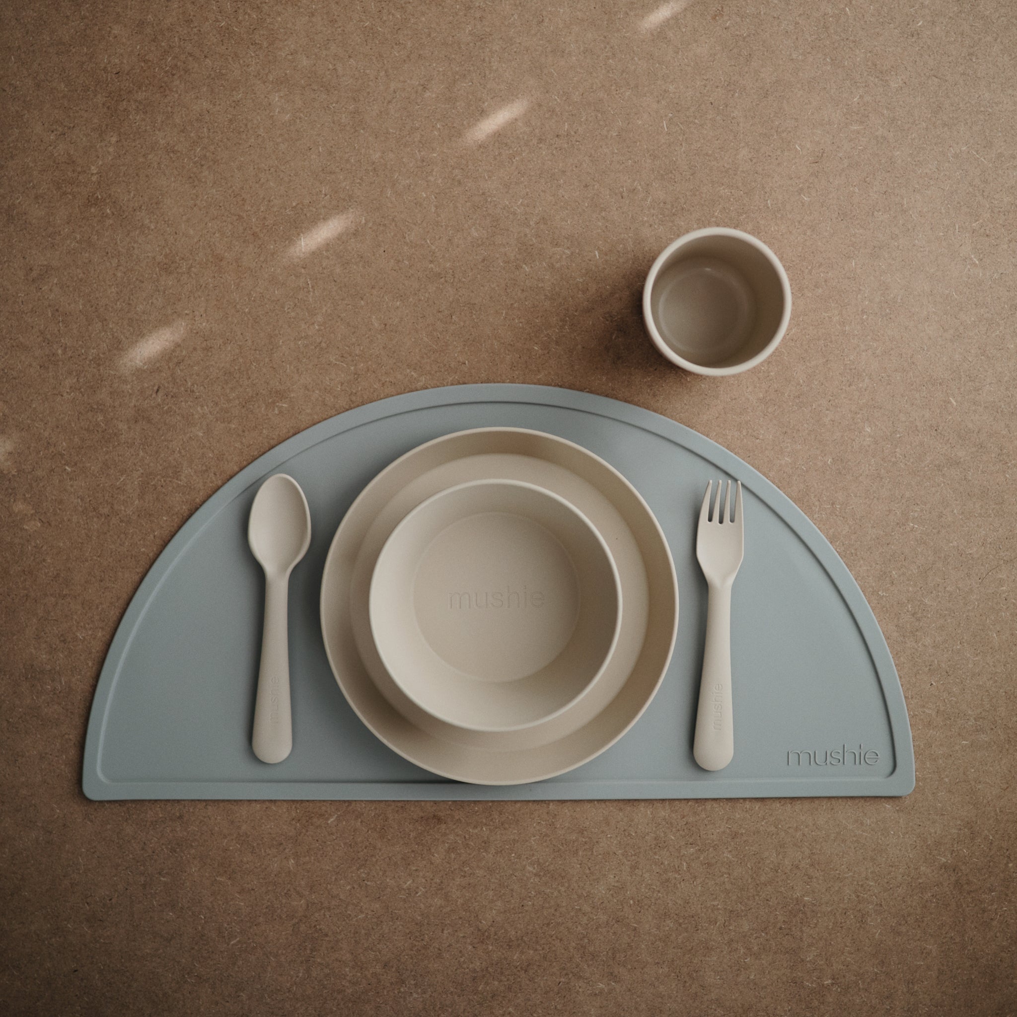 Round Dinnerware Plates, Set of 2 Dinnerware Mushie
