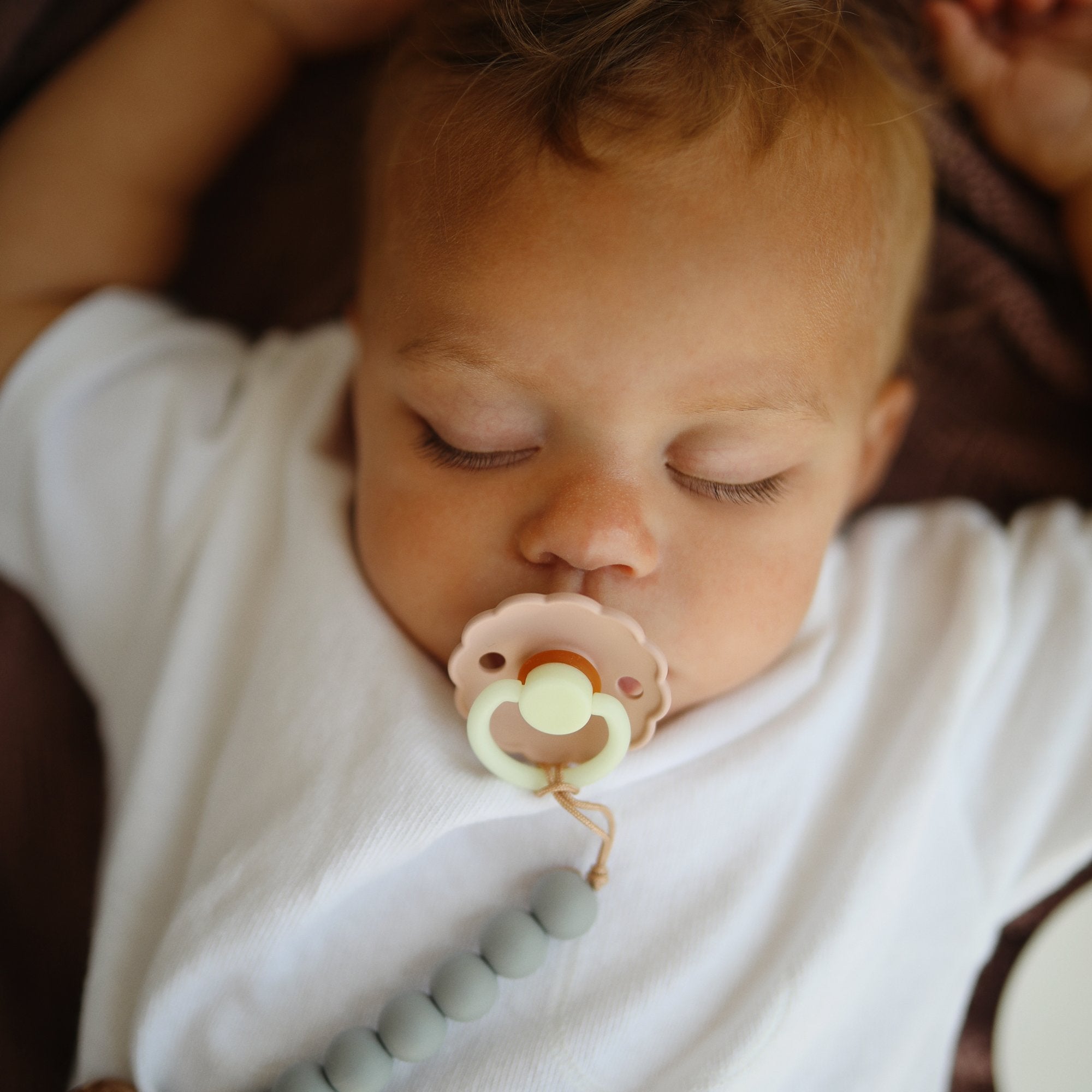 FRIGG Daisy Night Natural Rubber Pacifier 2-Pack FRIGG PACIFIERS Mushie