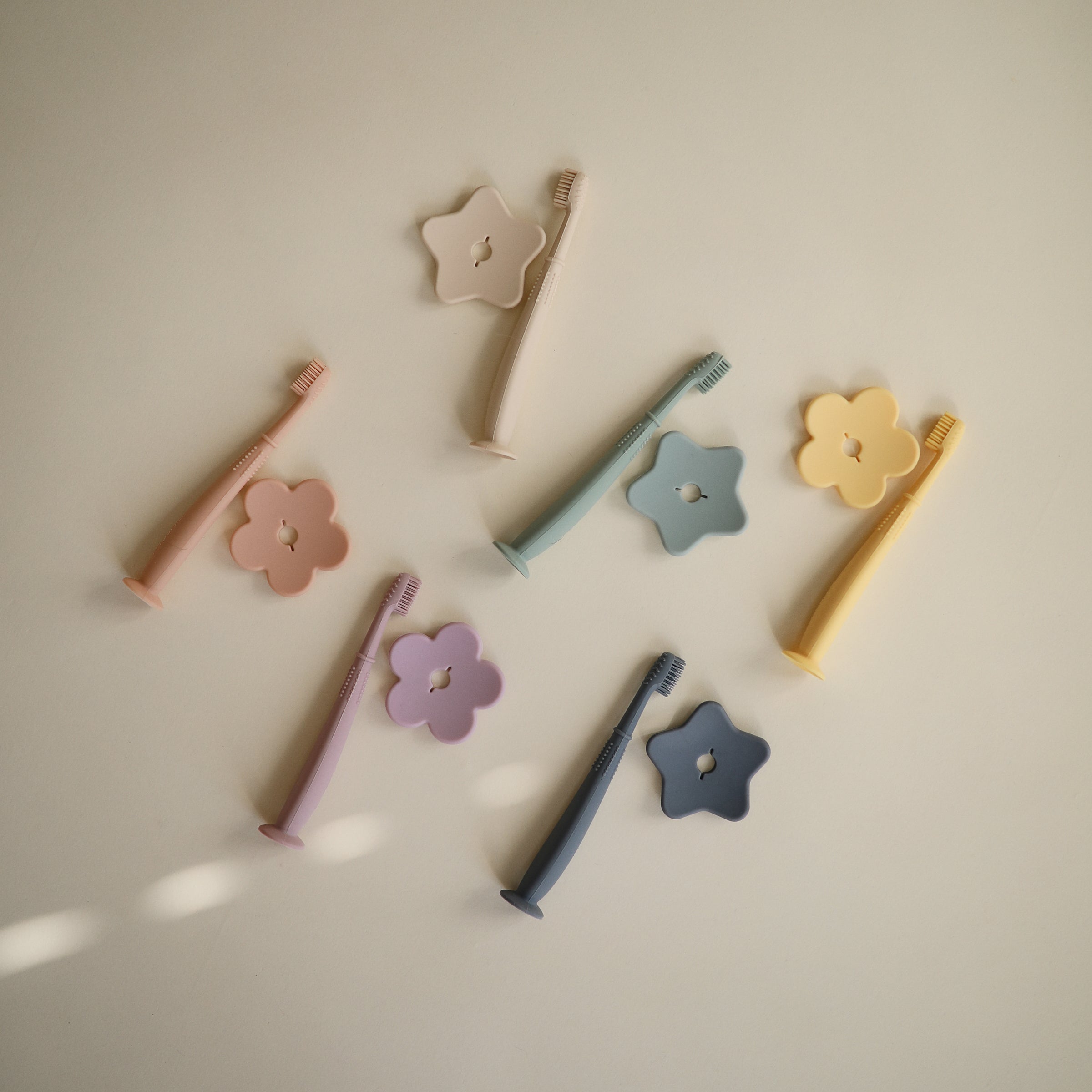 Flower Training Toothbrush Training Toothbrush Mushie